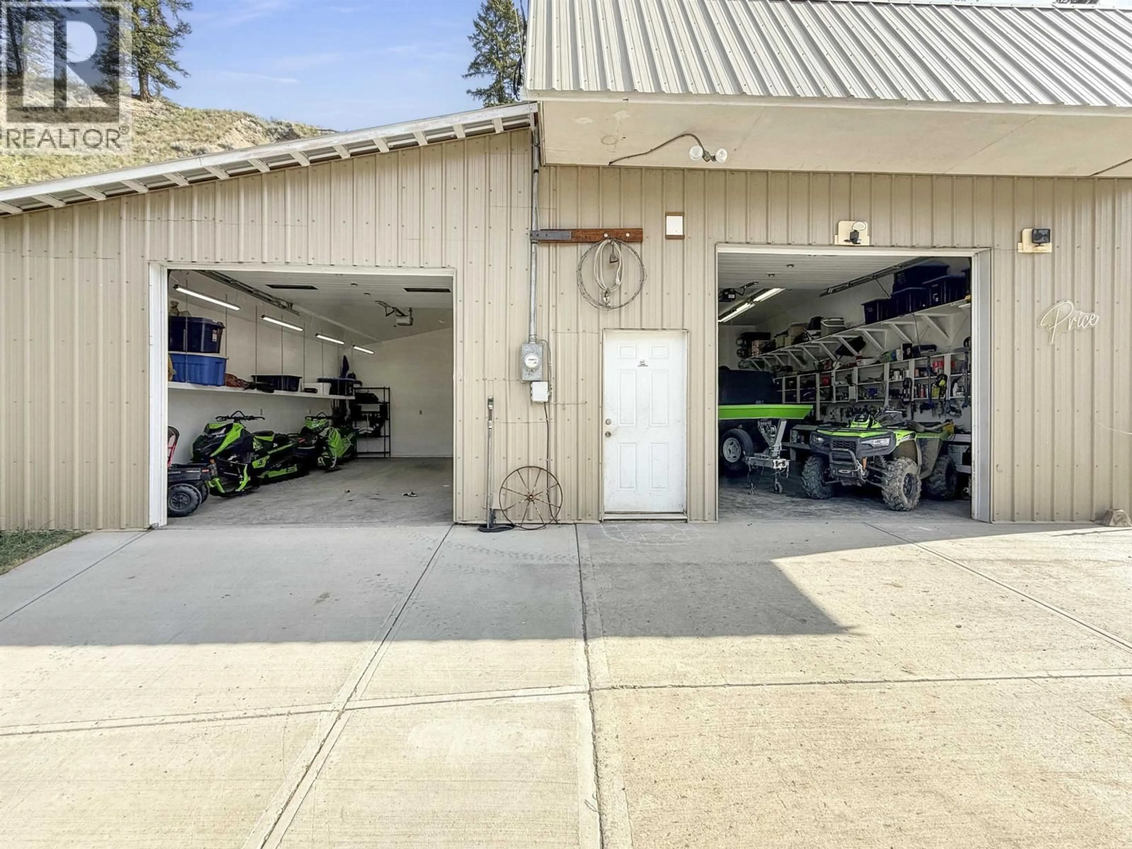 Indoor garage for 1431 SODA CREEK TOWNSITE ROAD, Williams Lake British Columbia V2G5A4