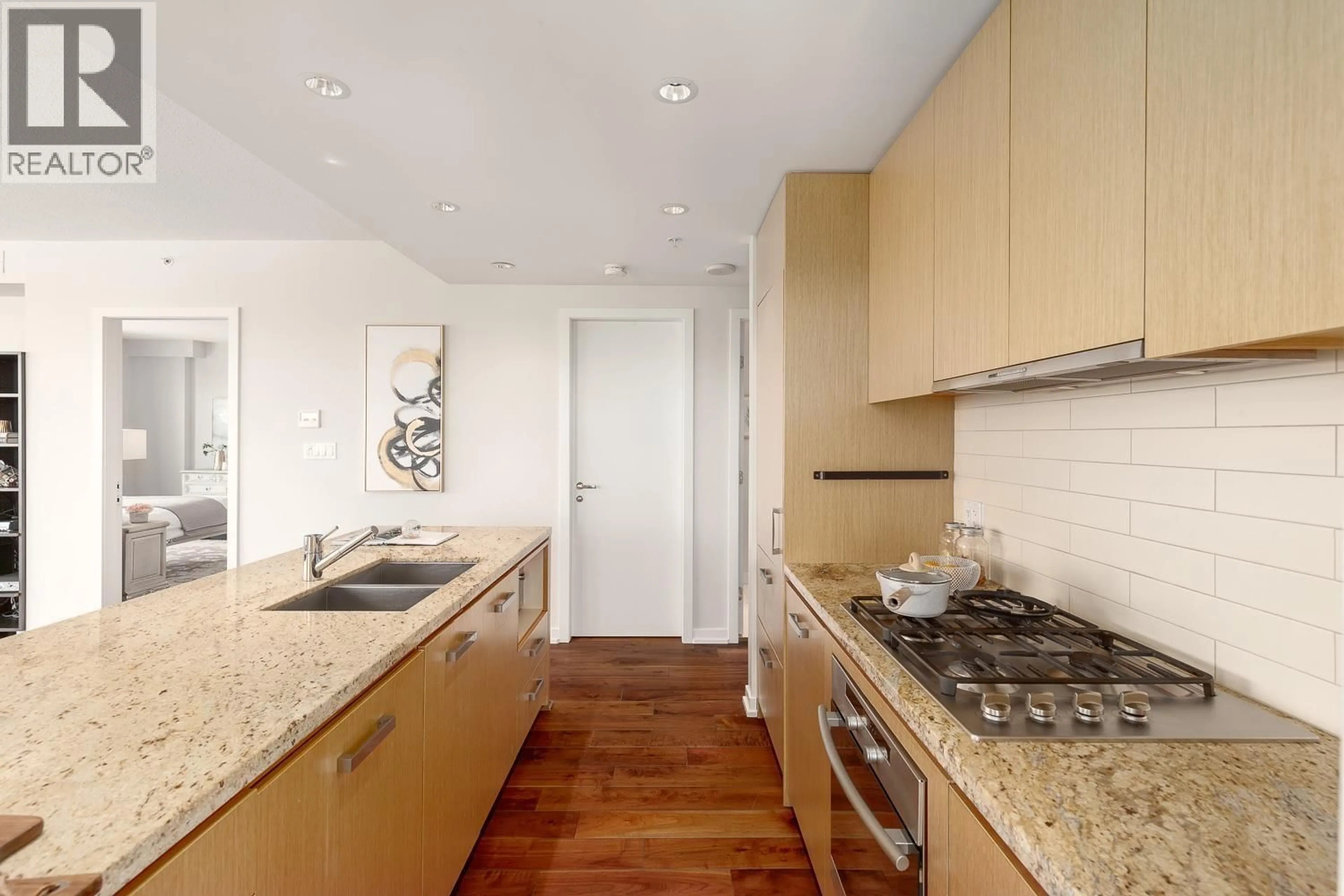Standard kitchen, unknown for 801 - 5955 BALSAM STREET, Vancouver British Columbia V6M0A1