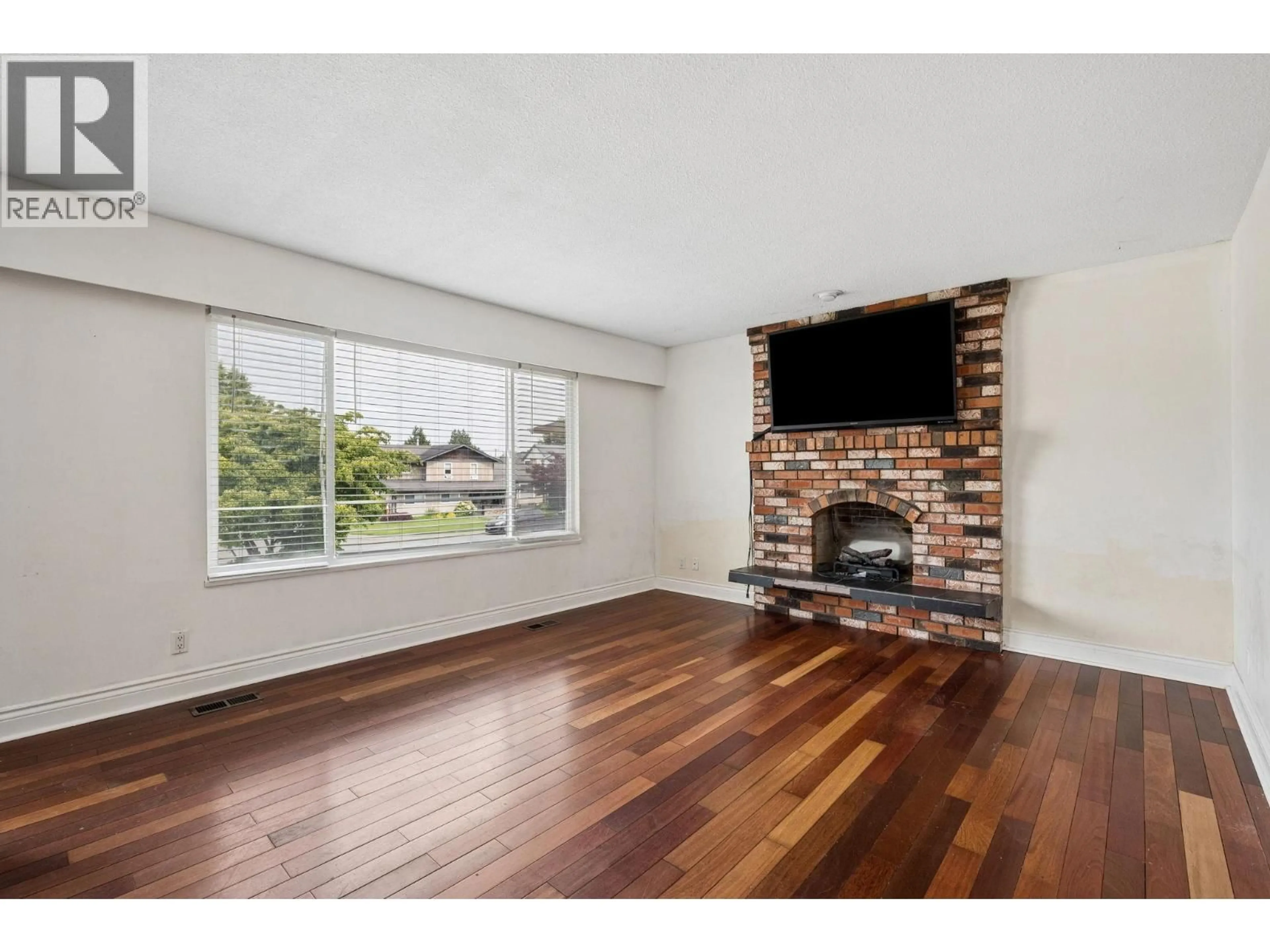 A pic of a room for 5388 46 AVENUE, Delta British Columbia V4K3S8