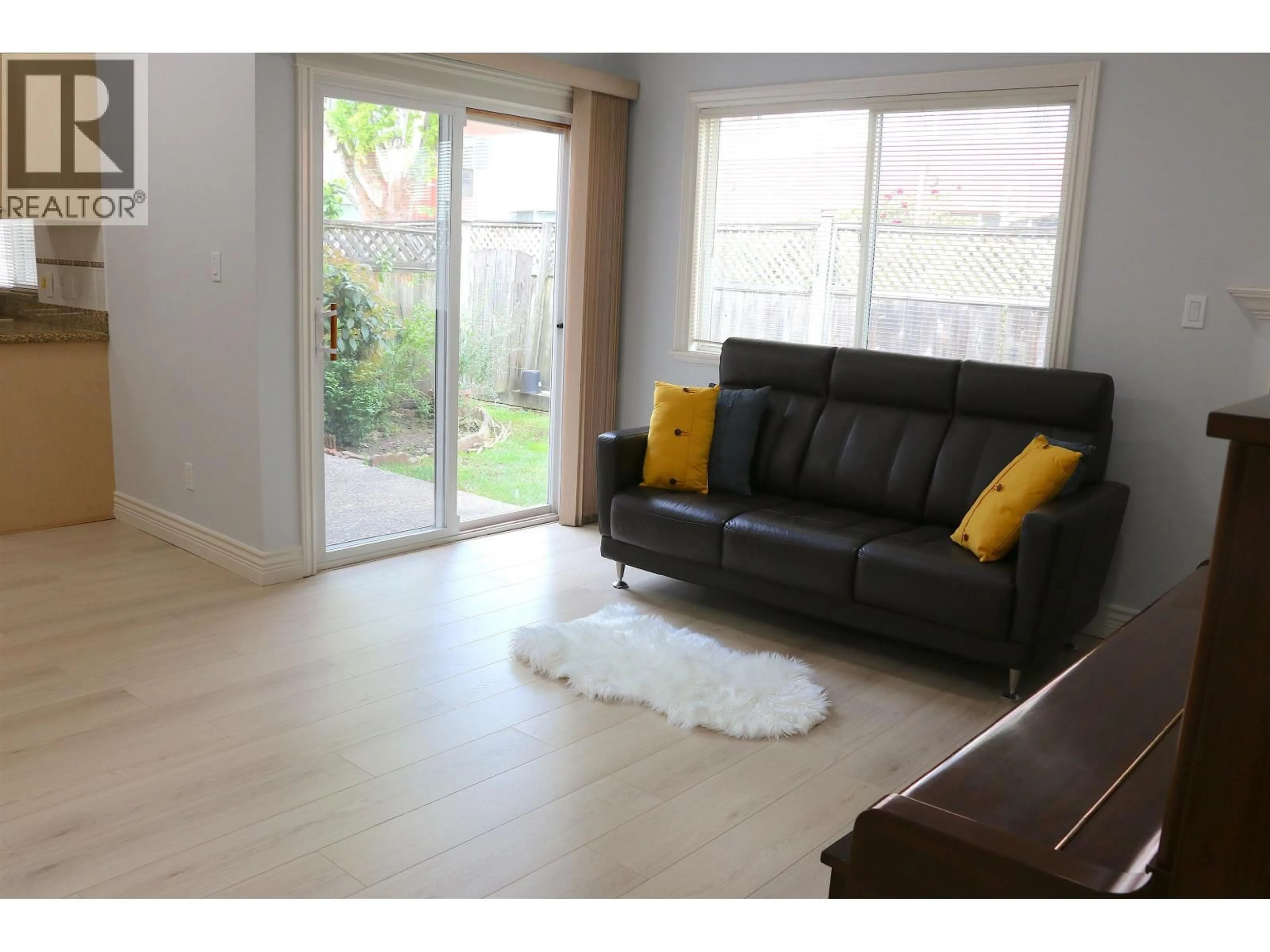 Living room with furniture, unknown for 3 - 7433 ST. ALBANS ROAD, Richmond British Columbia V6Y2K5