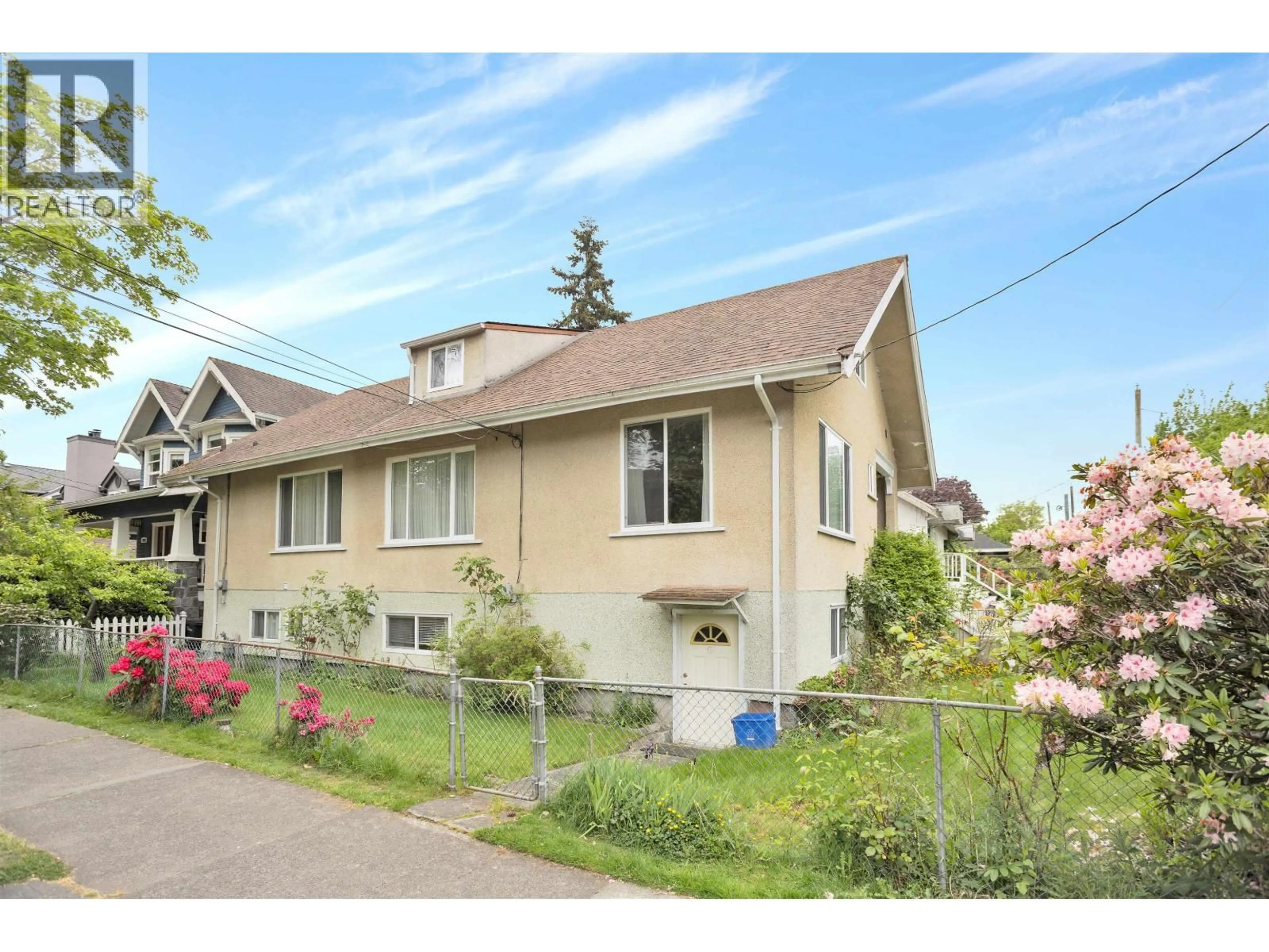Unknown for 2206 MUSQUEAMVIEW STREET, Vancouver British Columbia V6K4G9