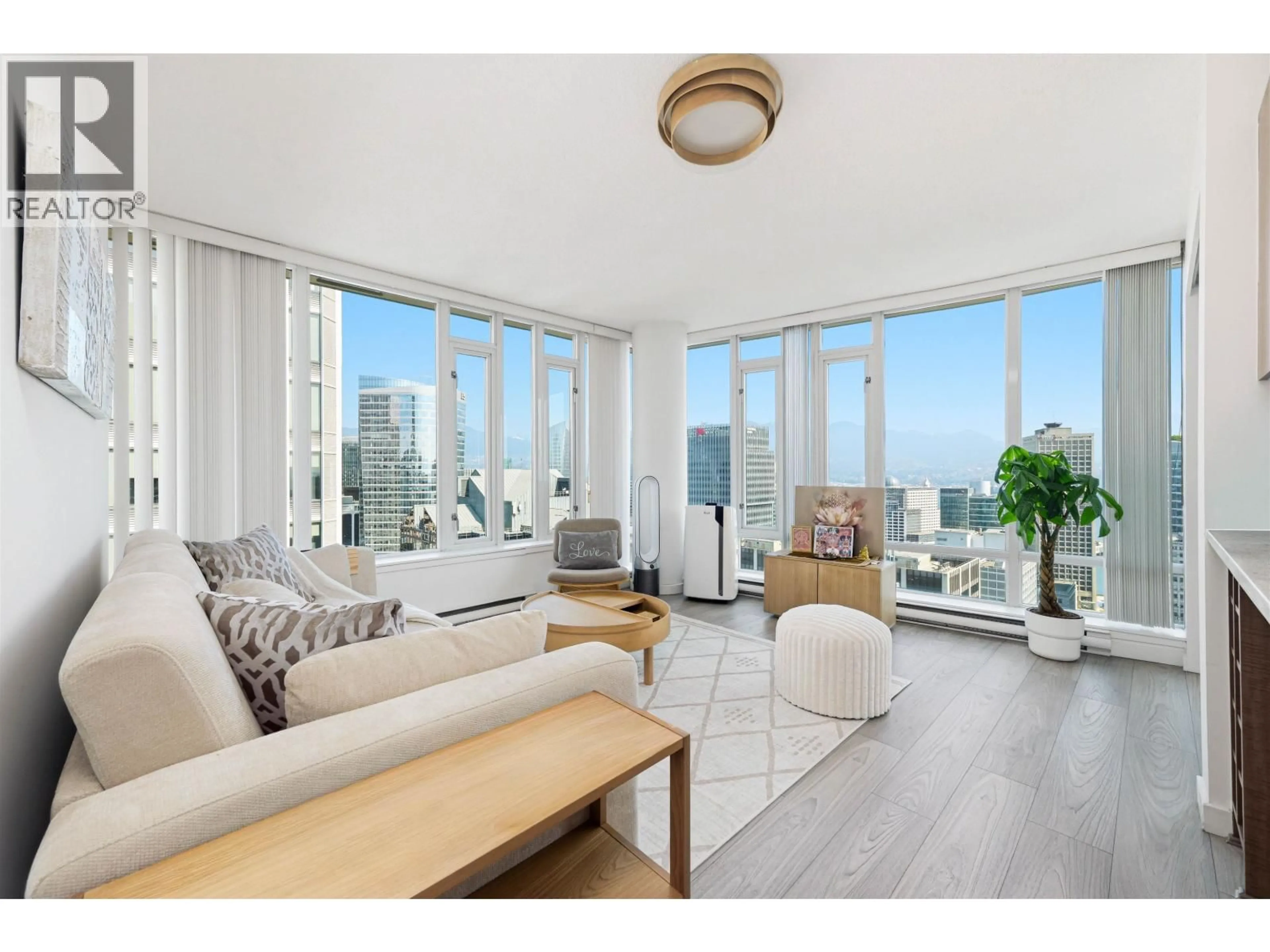 Living room with furniture, unknown for 3007 - 610 GRANVILLE STREET, Vancouver British Columbia V6C3T3