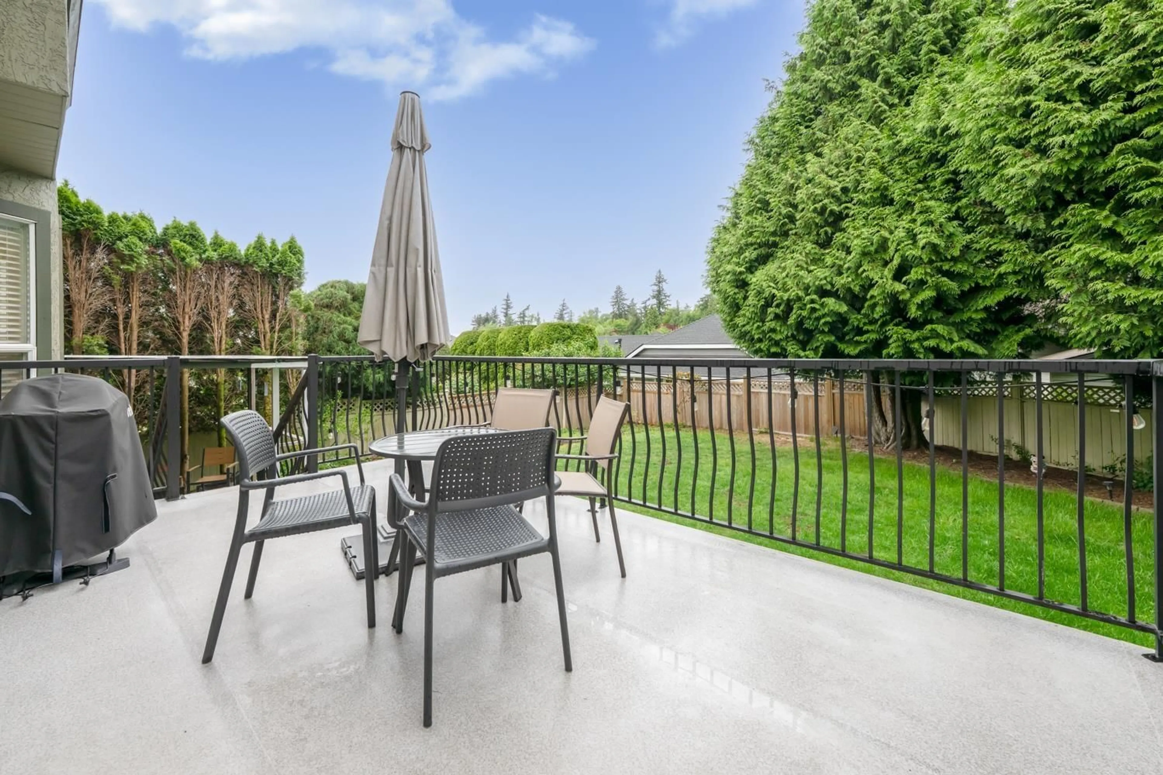 Patio, water/lake/river/ocean view for 7865 163 STREET, Surrey British Columbia V4N0M8