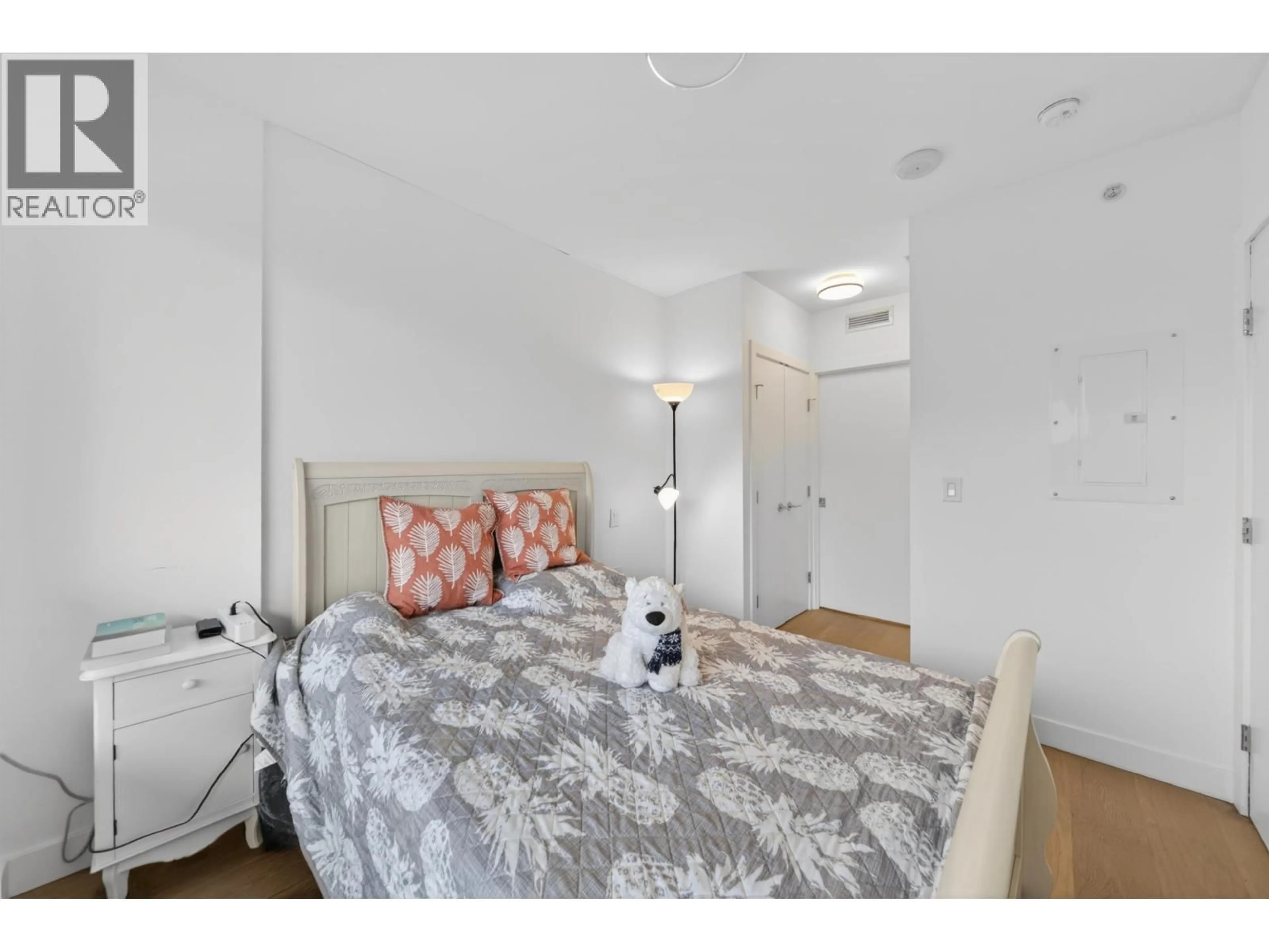 Bedroom with bed, unknown for 611 - 5788 GILBERT ROAD, Richmond British Columbia V7C0G1