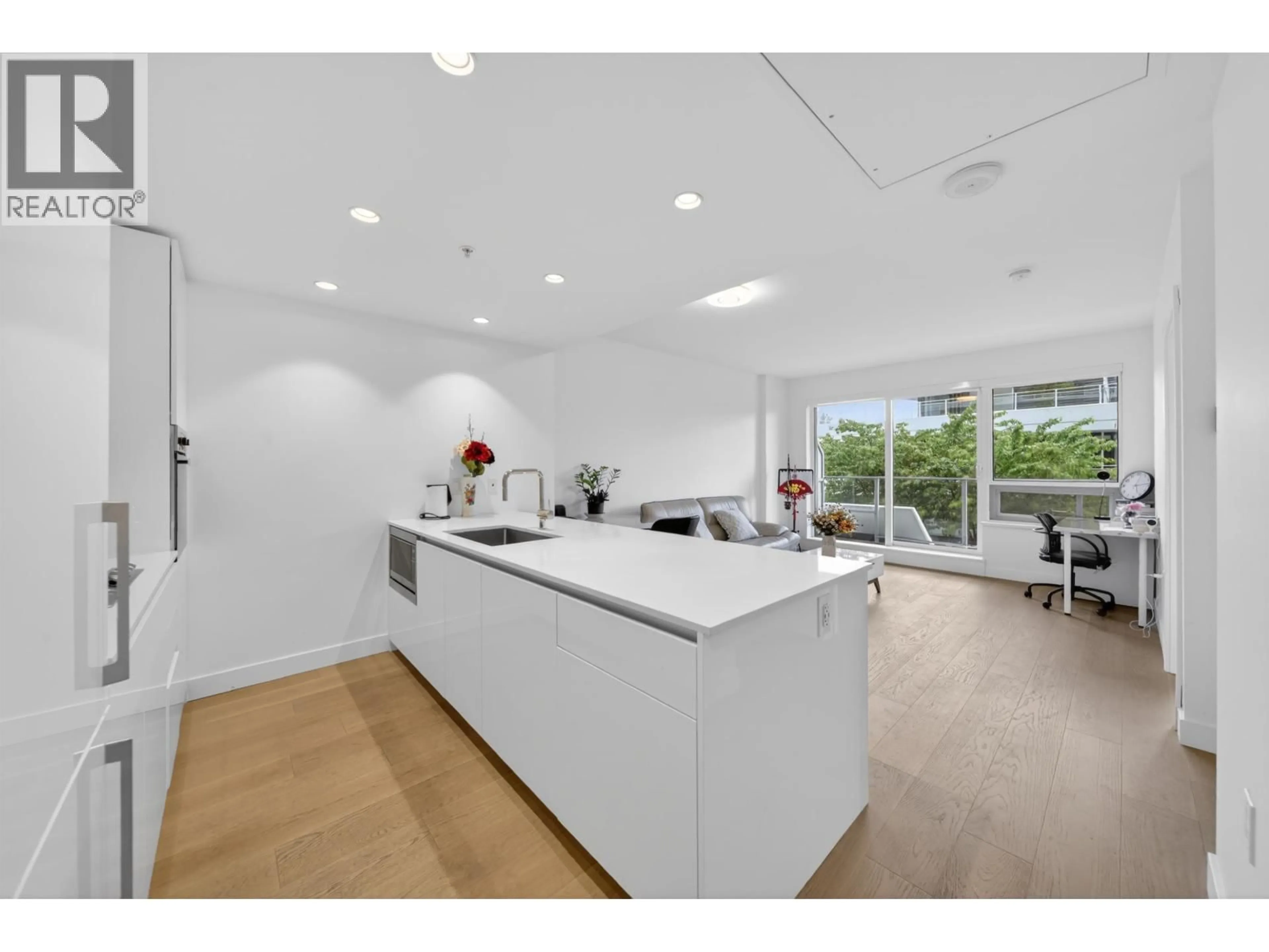 Open concept kitchen, unknown for 611 - 5788 GILBERT ROAD, Richmond British Columbia V7C0G1