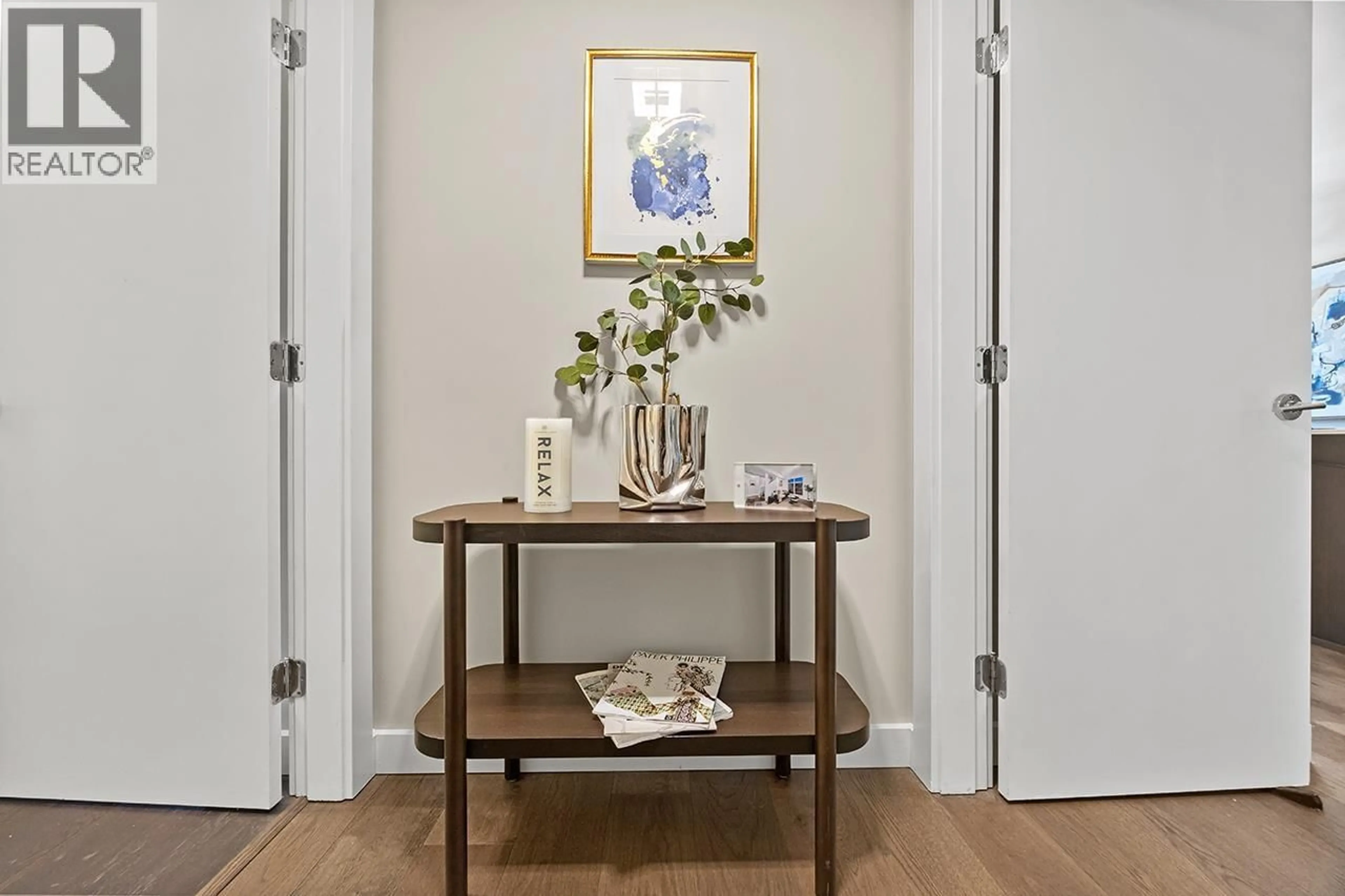Indoor entryway for 3018 - 5511 HOLLYBRIDGE WAY, Richmond British Columbia V7C4N3