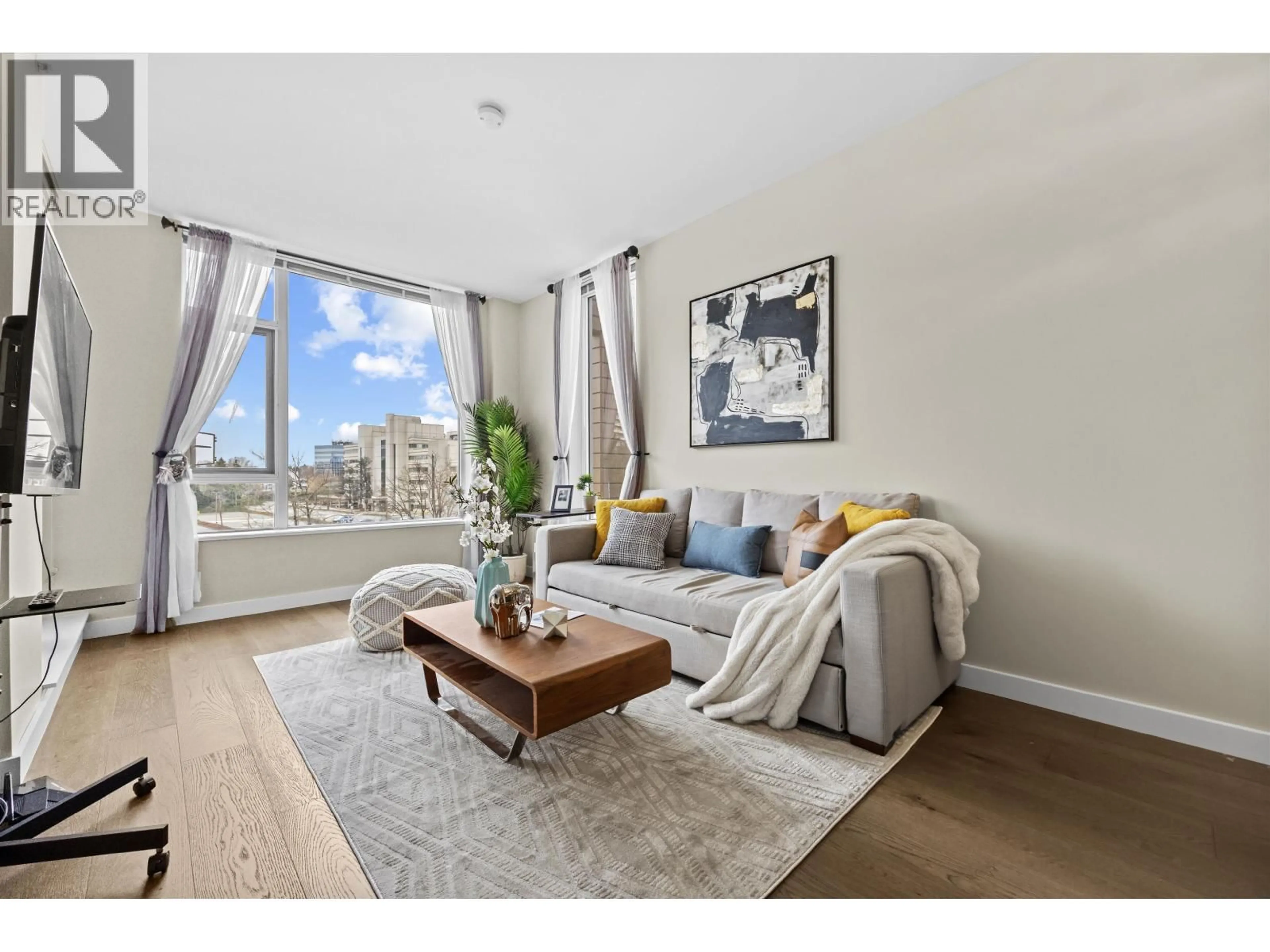 Living room with furniture, unknown for 3018 - 5511 HOLLYBRIDGE WAY, Richmond British Columbia V7C4N3