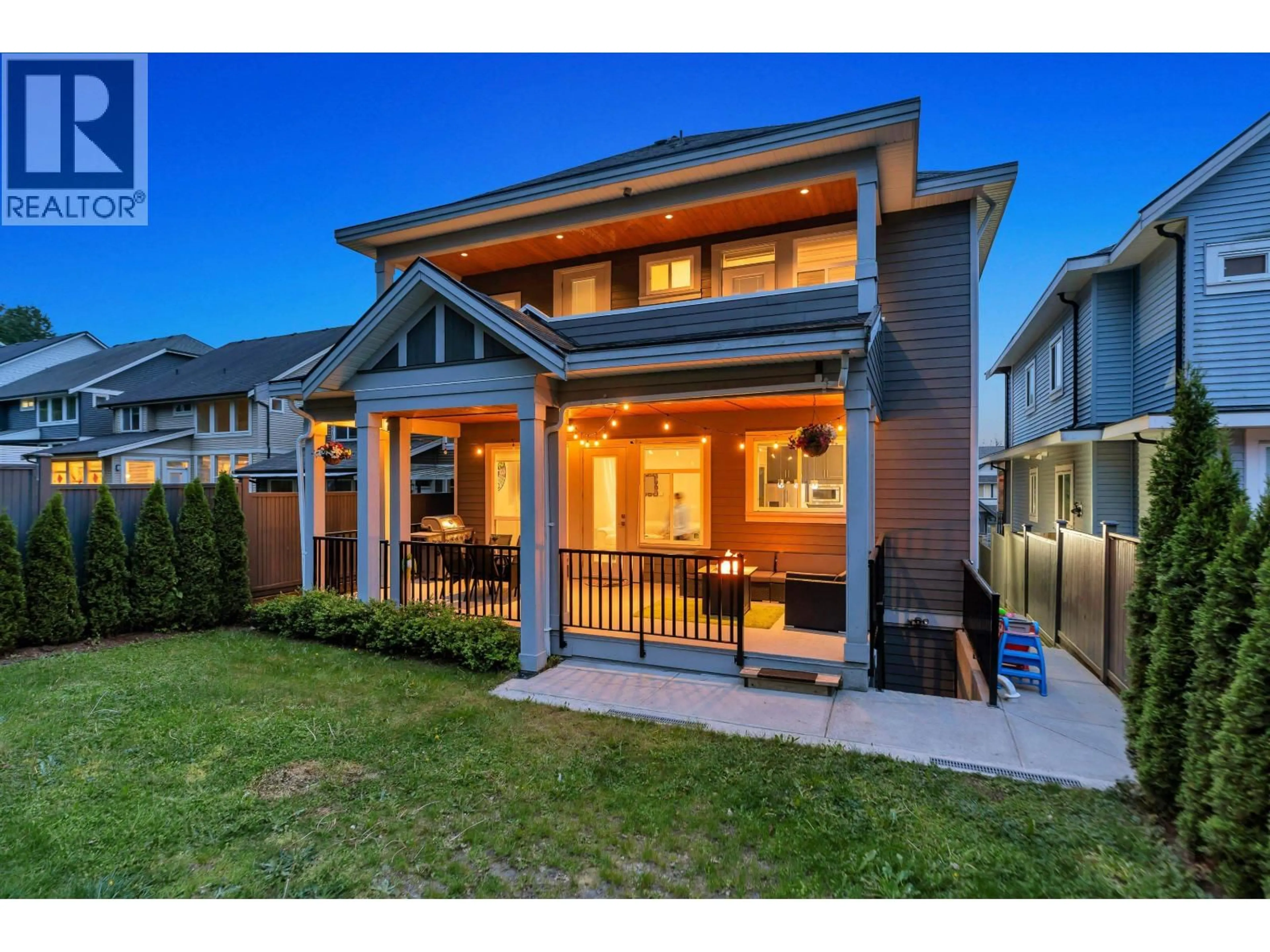 Home with vinyl exterior material, street for 3399 DERBYSHIRE AVENUE, Coquitlam British Columbia V3E0G3