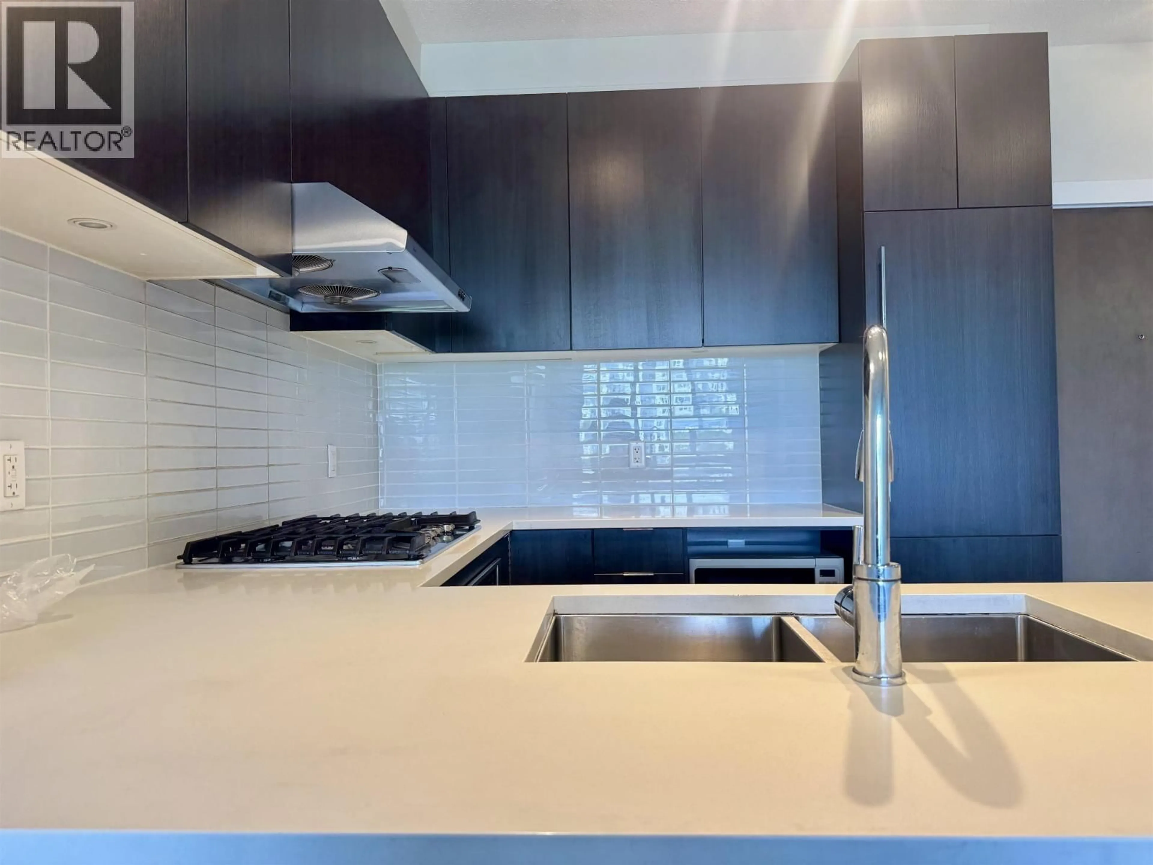 Standard kitchen, unknown for 416 - 9366 TOMICKI AVENUE, Richmond British Columbia V6X0N9