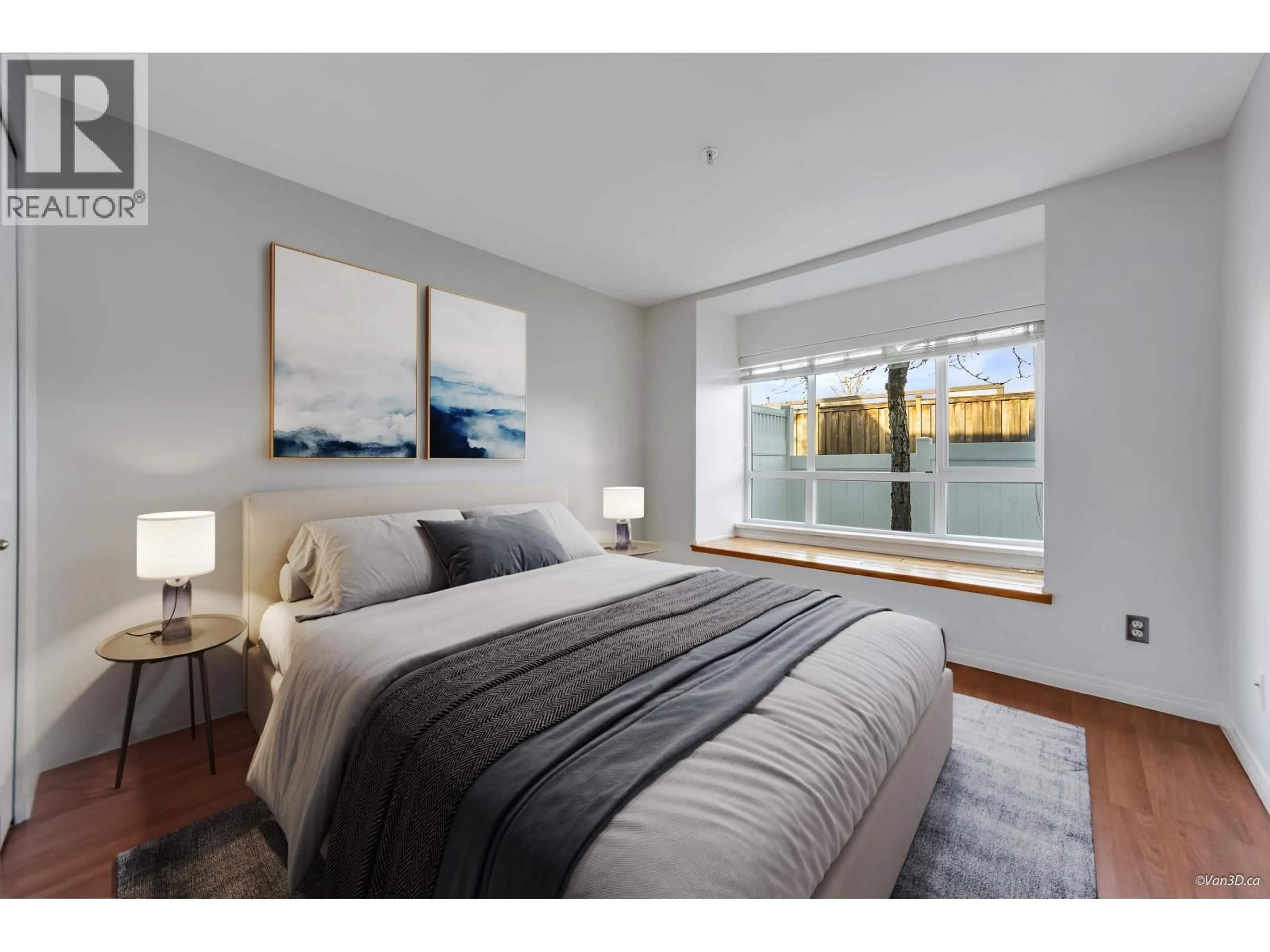 Bedroom with bed, unknown for 127 - 6588 SOUTHOAKS CRESCENT, Burnaby British Columbia V5E4K1