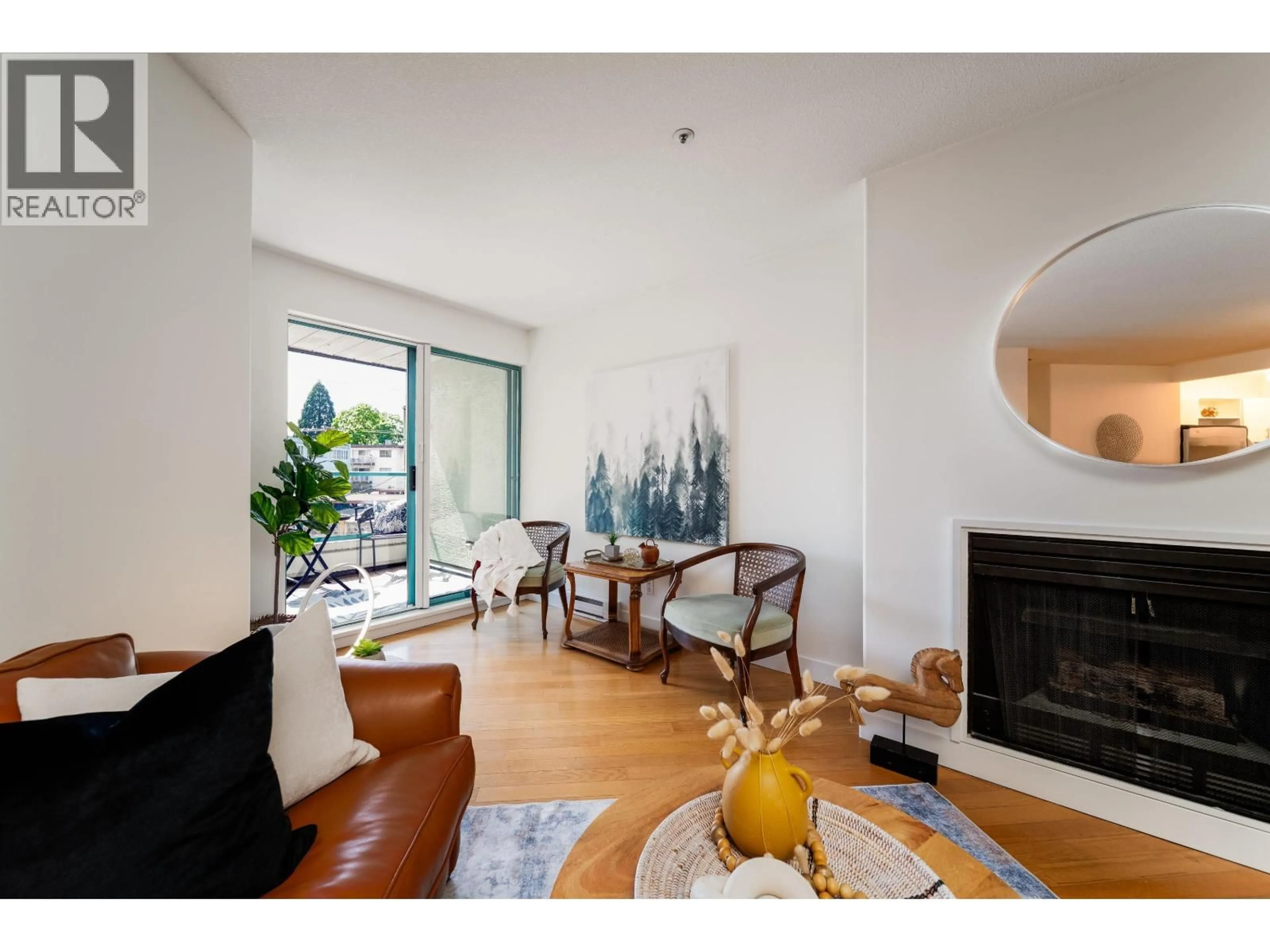 Living room with furniture, unknown for 209 - 3131 MAIN STREET, Vancouver British Columbia V5T3G8