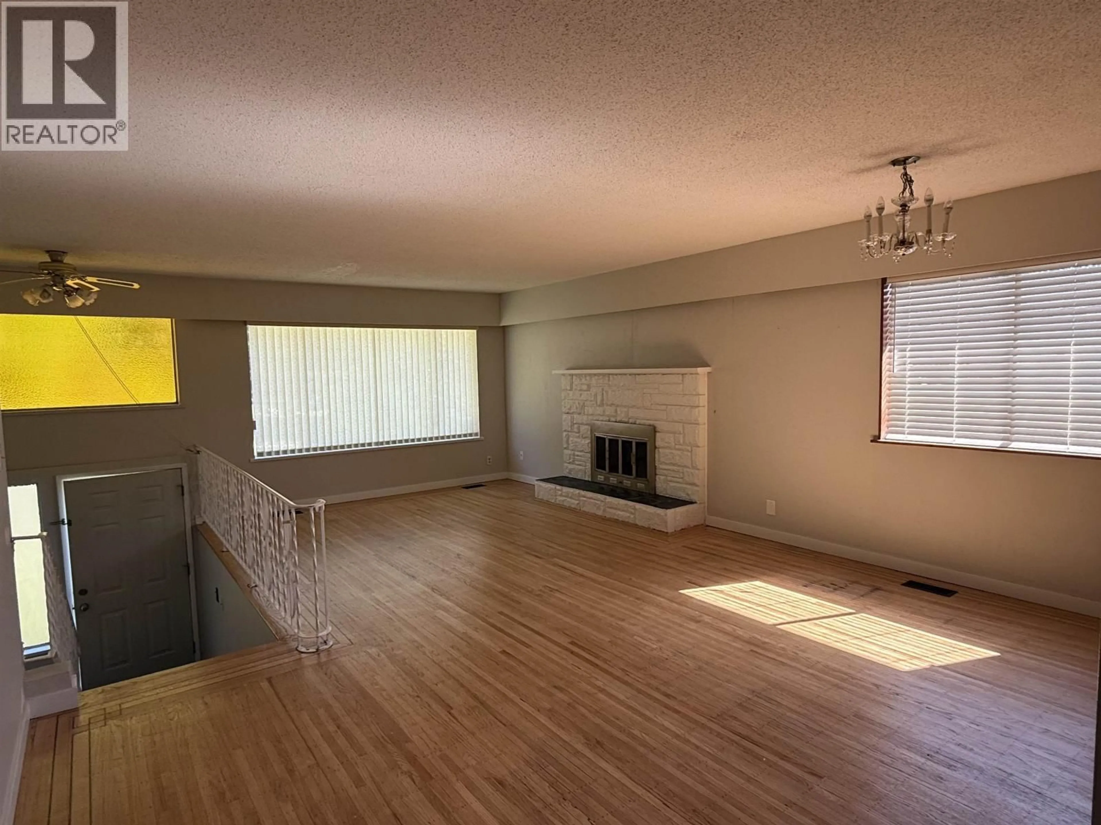 A pic of a room for 3466 2ND AVENUE, Vancouver British Columbia V5M1G6
