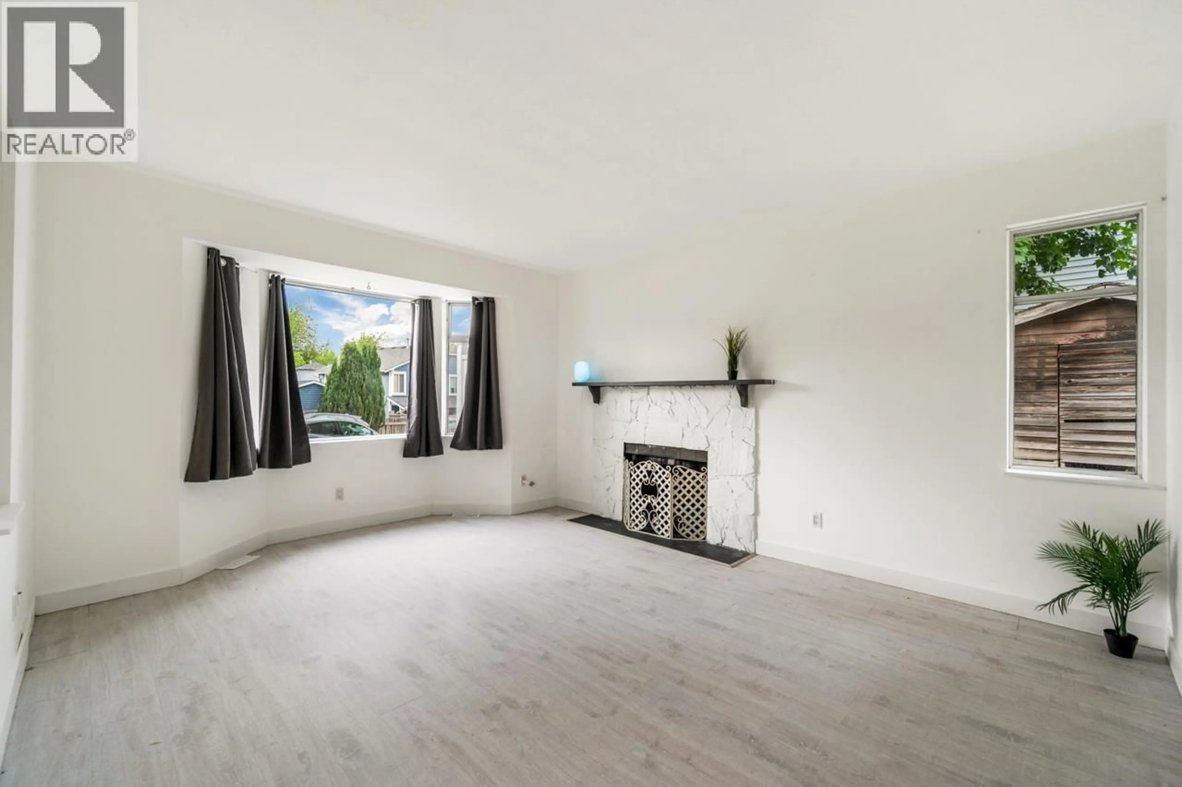 A pic of a room for 22641 KENDRICK LOOP, Maple Ridge British Columbia V2X8Y9