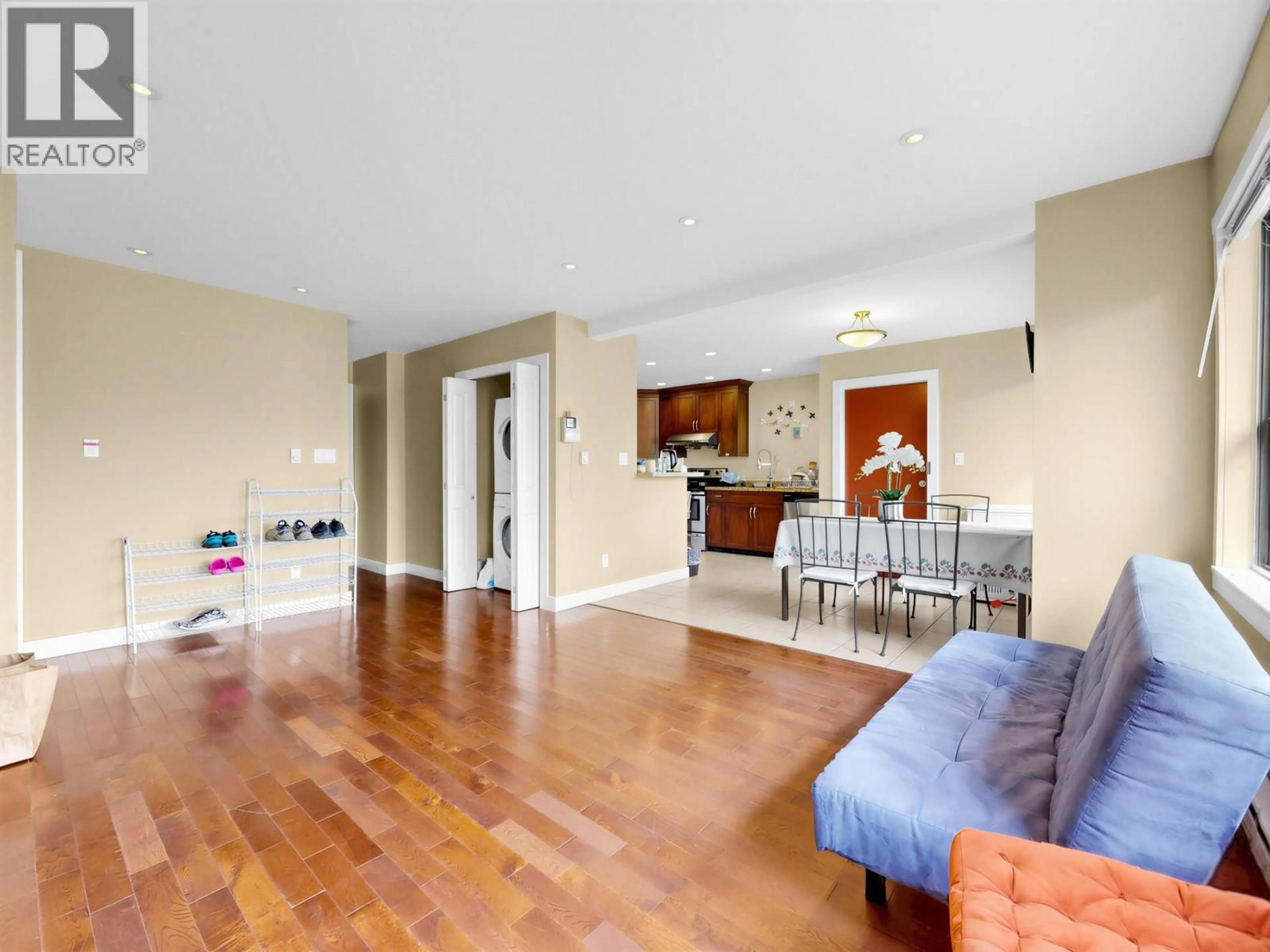 Living room with furniture, unknown for 3628 DUNBAR STREET, Vancouver British Columbia V6S2C7