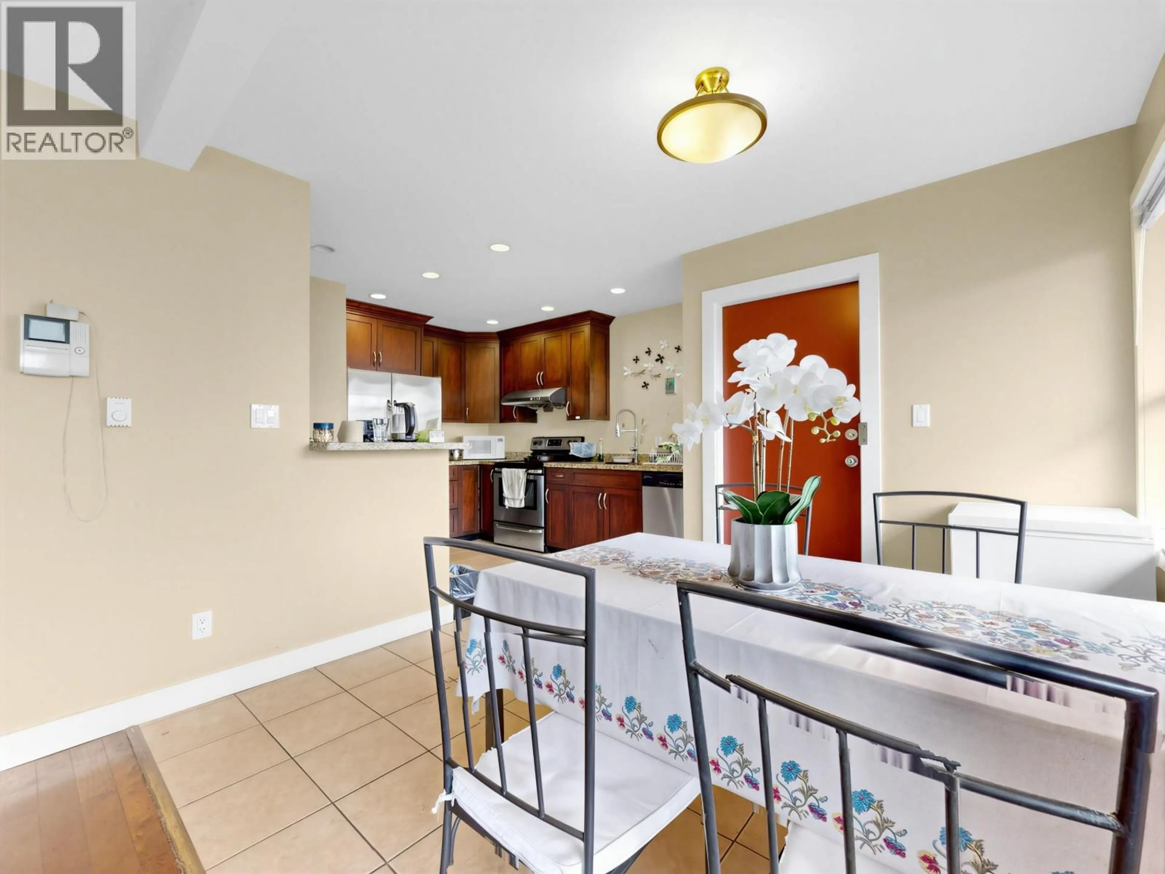 Open concept kitchen, ceramic/tile floor for 3628 DUNBAR STREET, Vancouver British Columbia V6S2C7