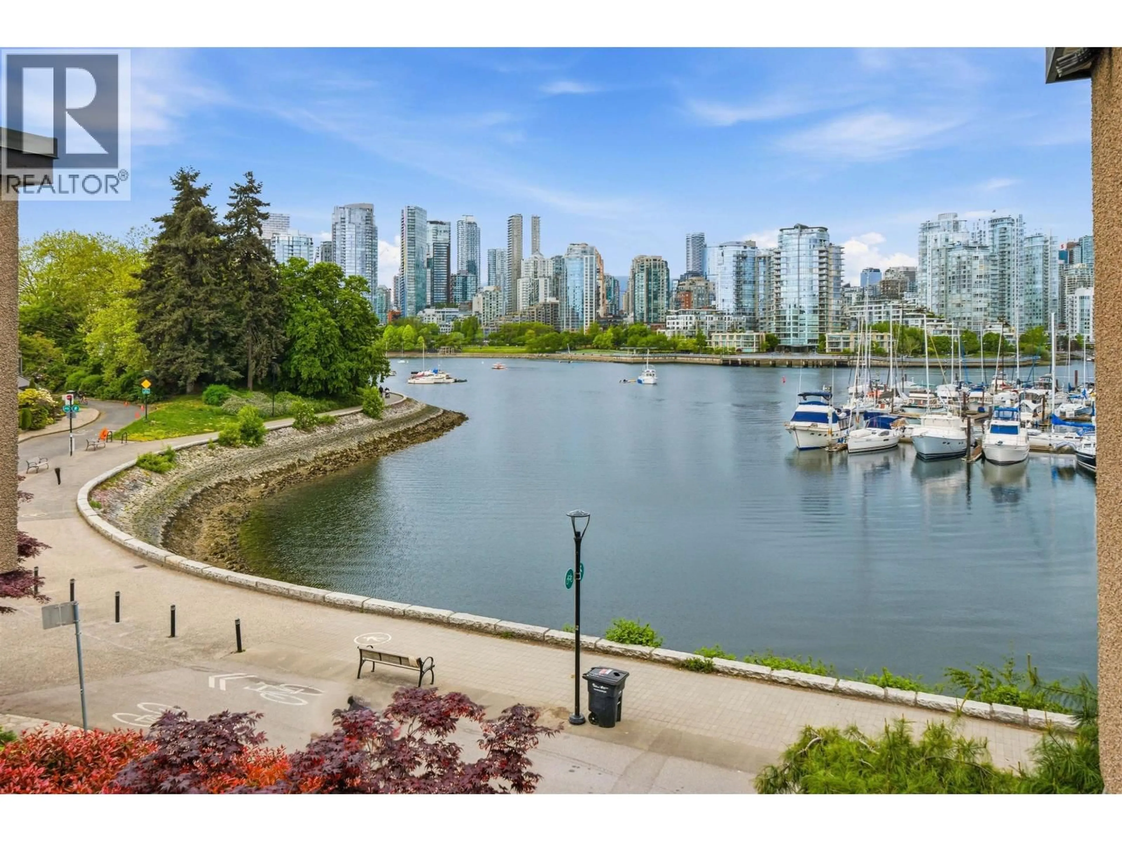 Unknown for 774 MILLBANK, Vancouver British Columbia V5Z3Z3
