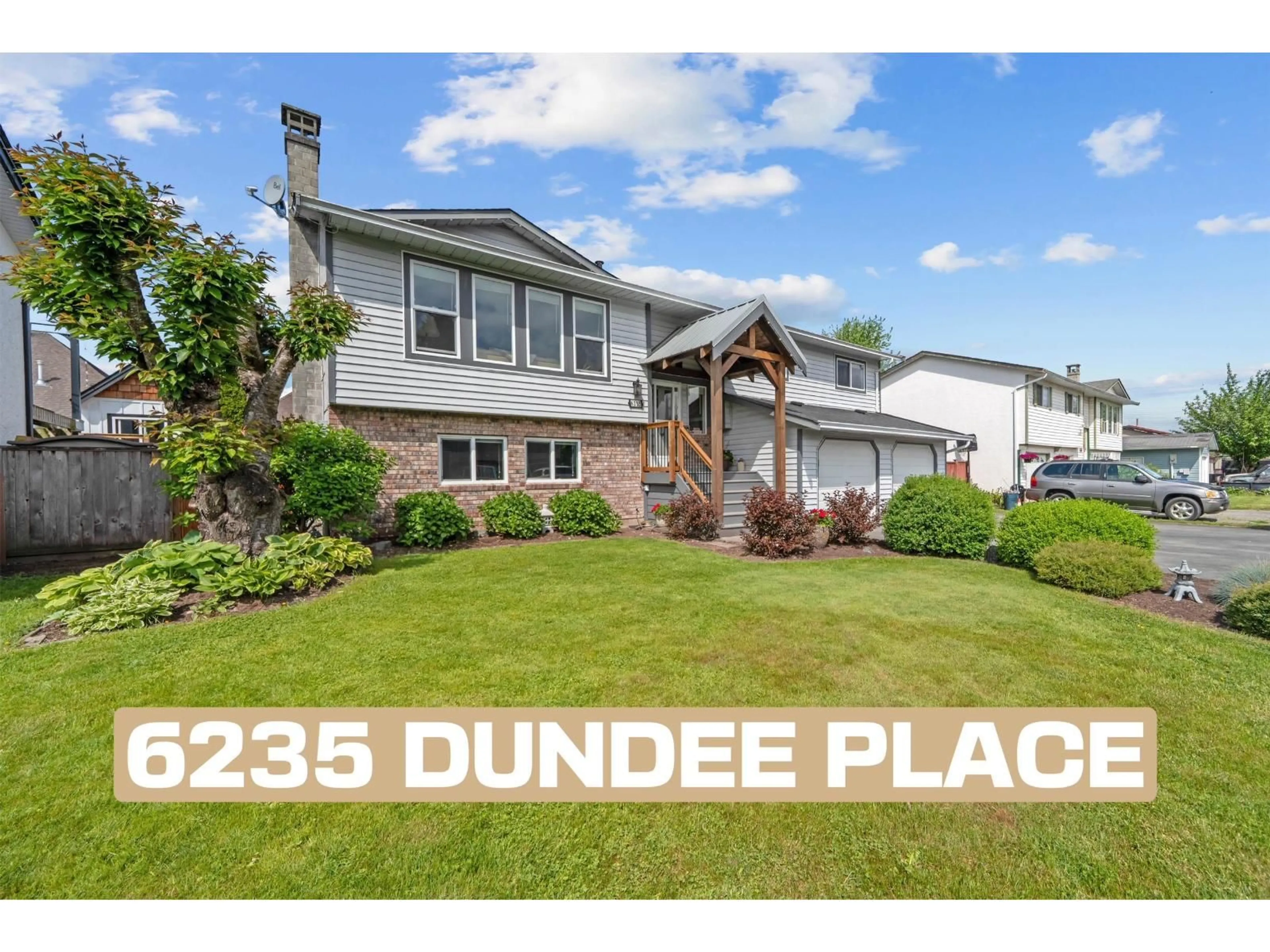 Home with vinyl exterior material, street for 6235 DUNDEE PLACE, Chilliwack British Columbia V2R2H1