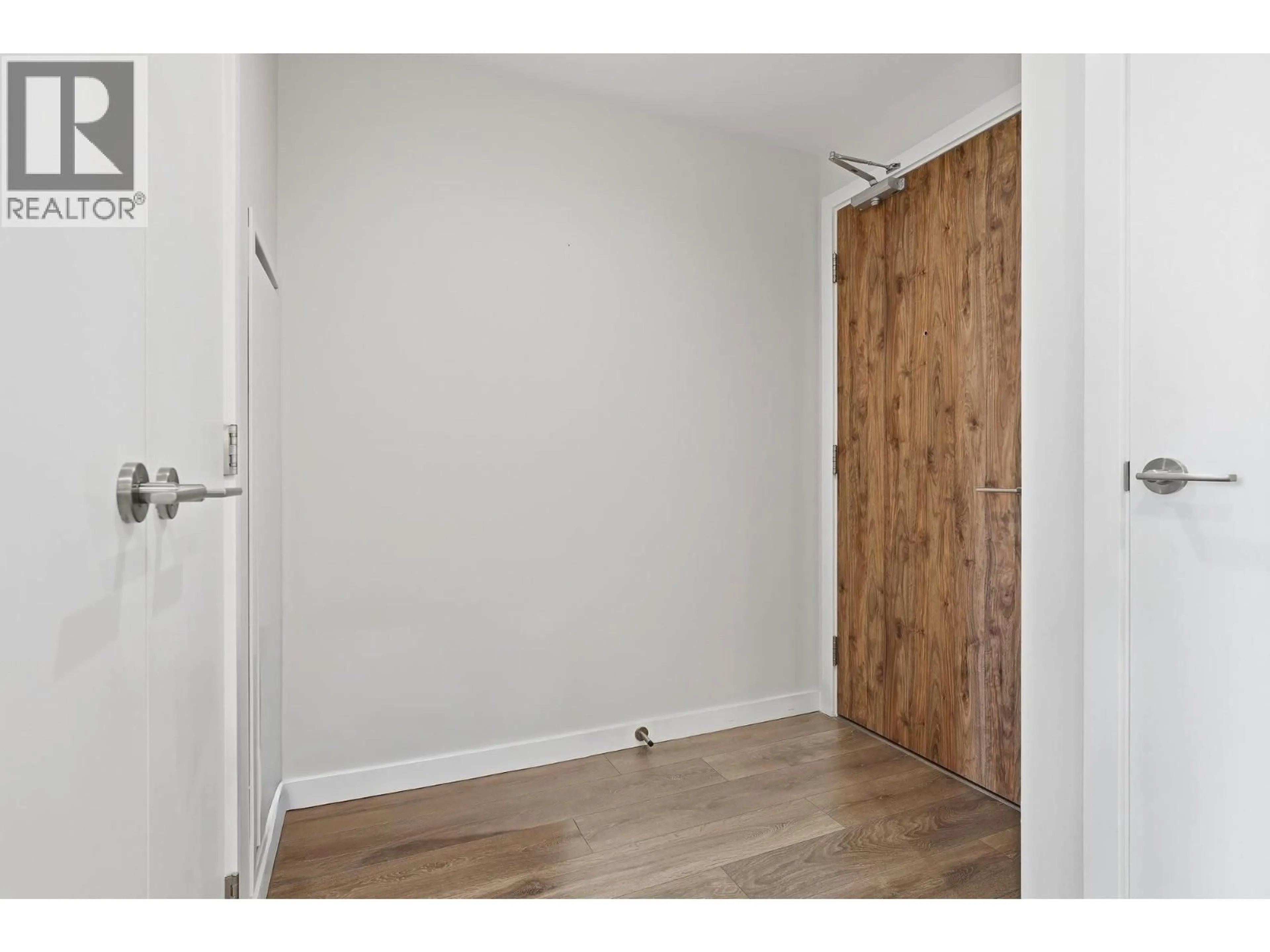 Indoor entryway for 2101 - 305 MORRISSEY ROAD, Port Moody British Columbia V3H0M3