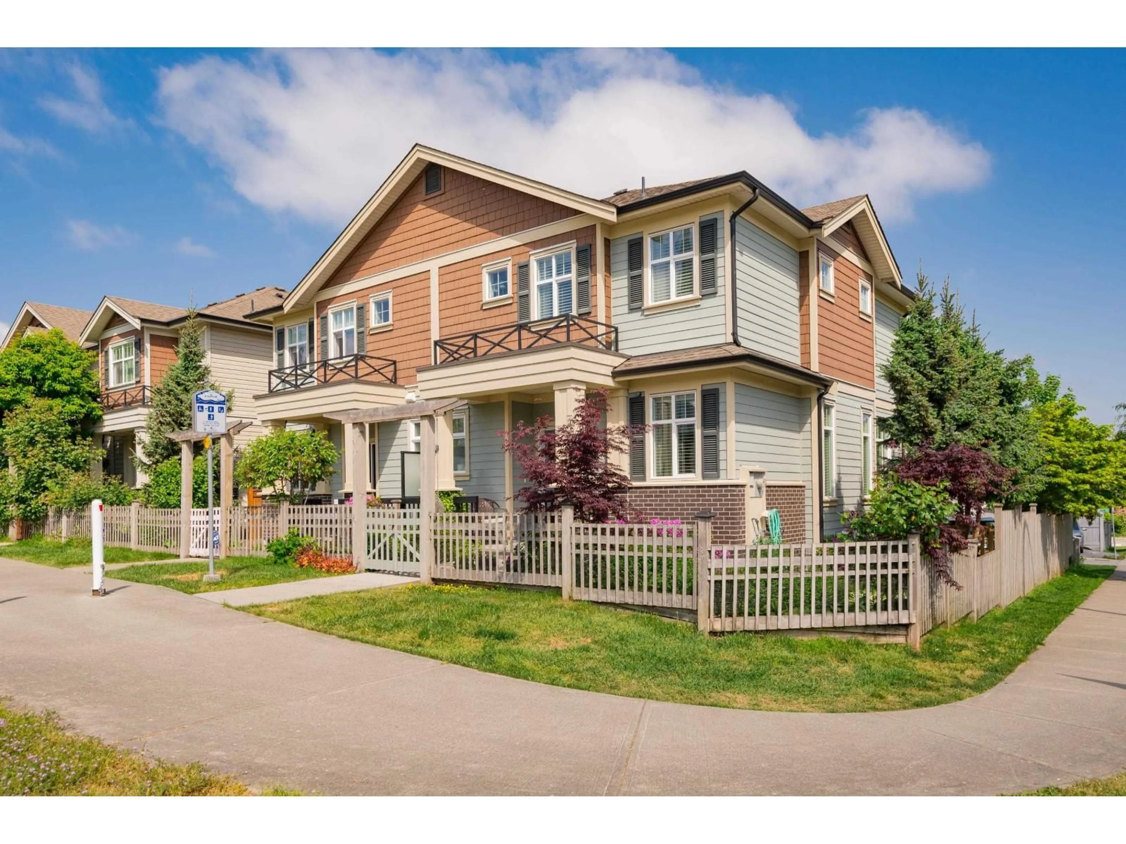 Home with brick exterior material, street for 20395 82 AVENUE, Langley British Columbia V2Y0S3