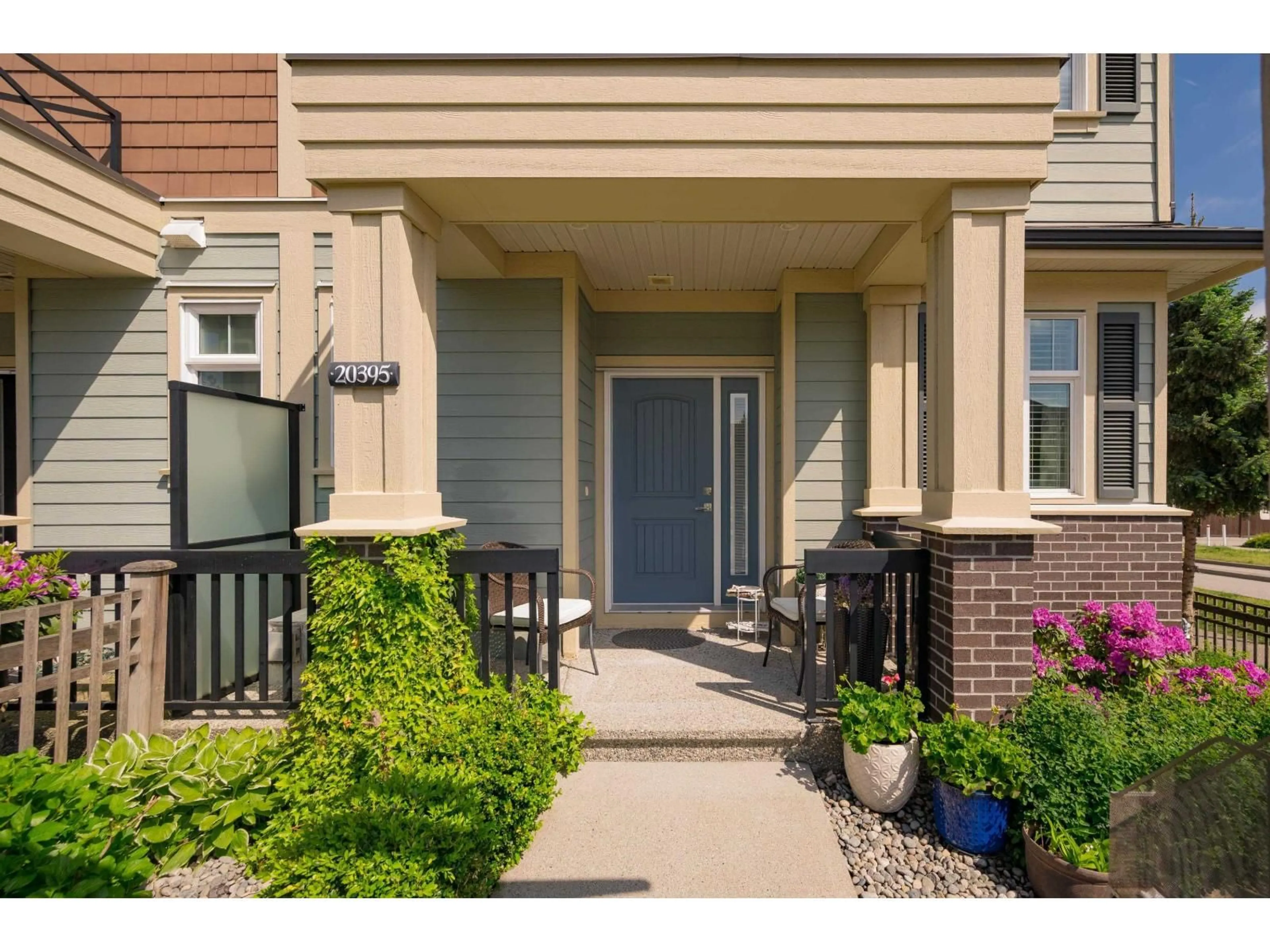Indoor entryway for 20395 82 AVENUE, Langley British Columbia V2Y0S3