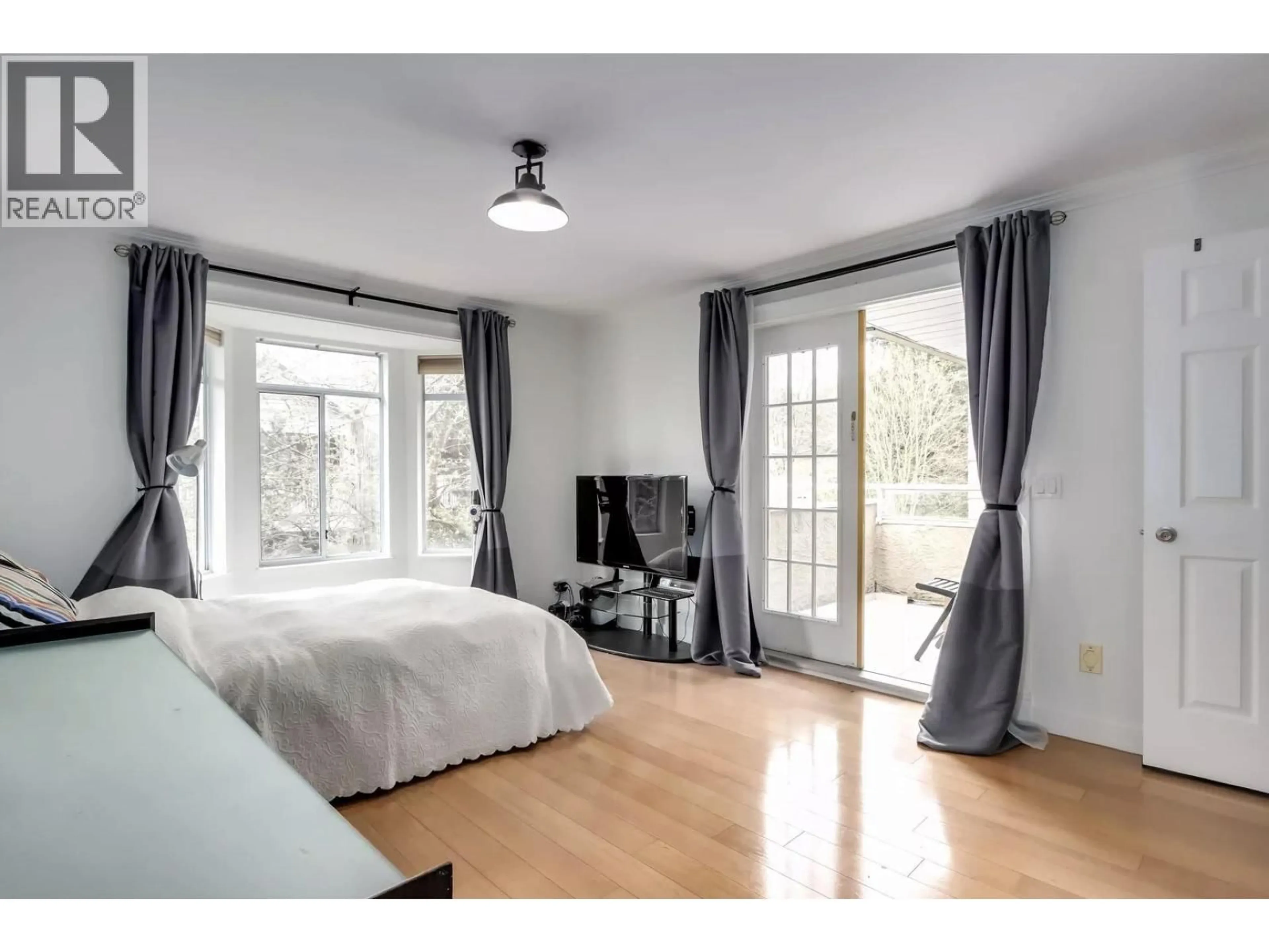 A pic of a room for 37 - 7188 EDMONDS STREET, Burnaby British Columbia V3N4X6