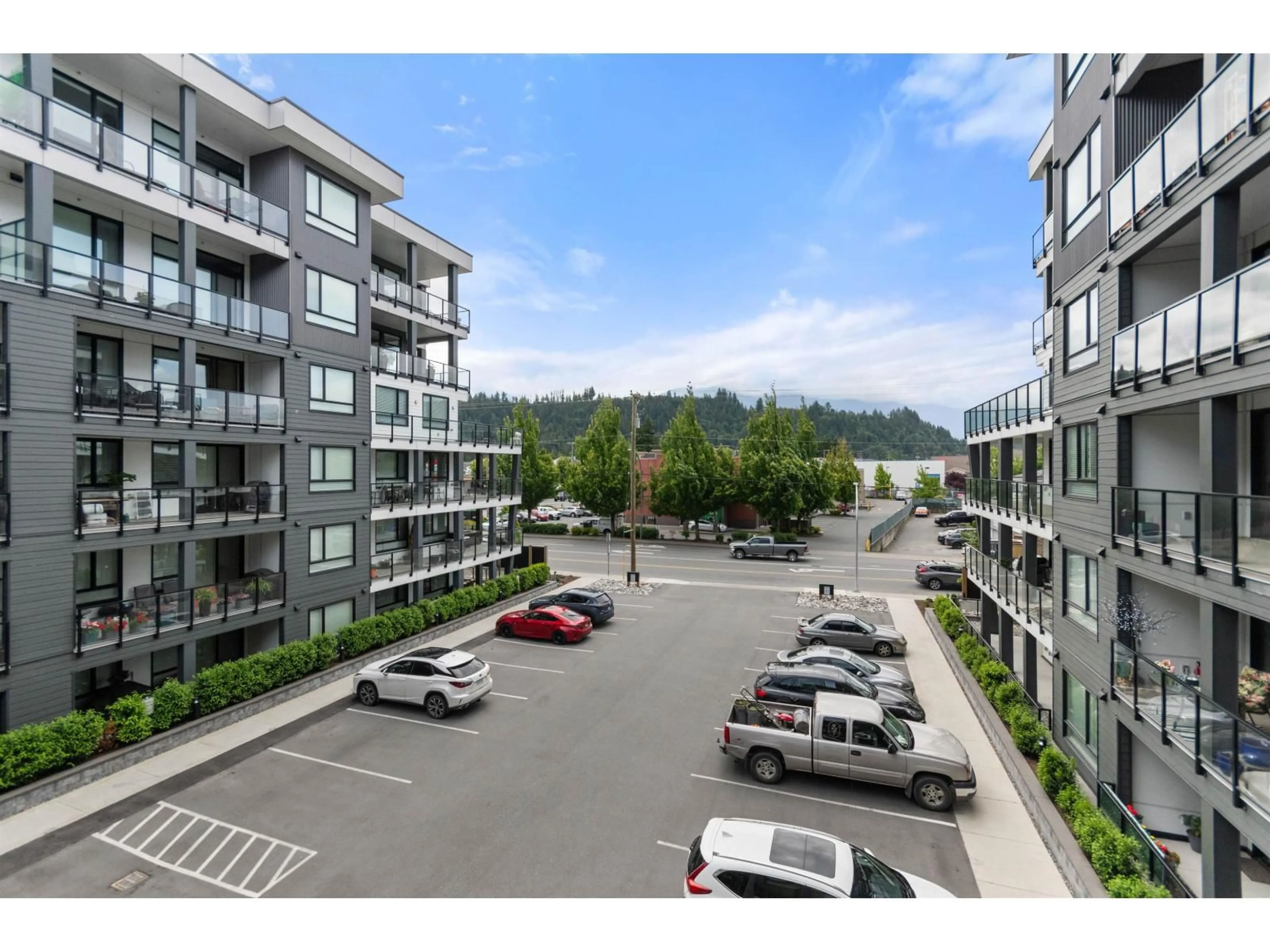 Unknown for 604 - 45745 WATSON ROAD, Chilliwack British Columbia V2R6K3