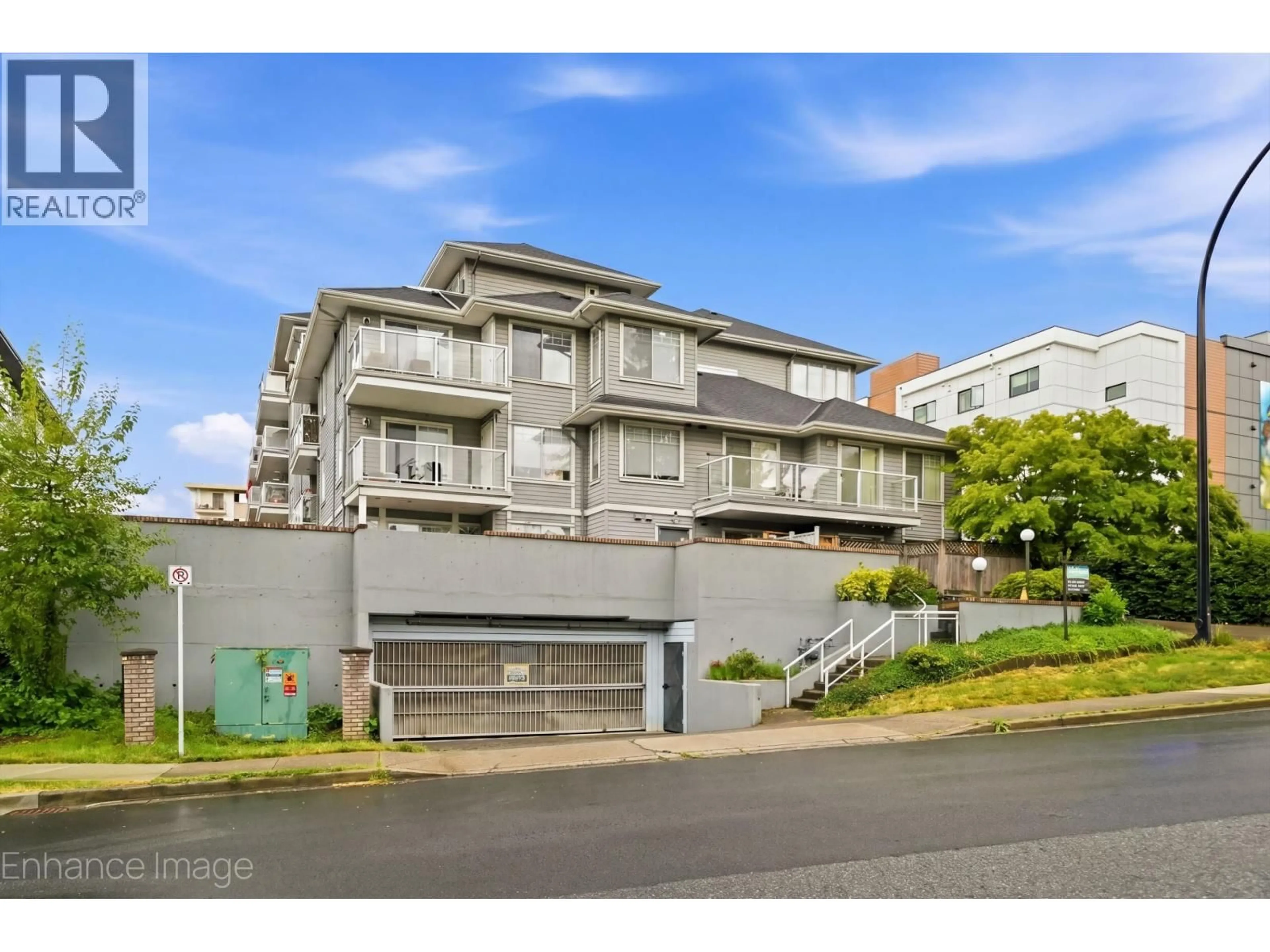 A pic from outside/outdoor area/front of a property/back of a property/a pic from drone, street for 410 - 11671 FRASER STREET, Maple Ridge British Columbia V2X6C4