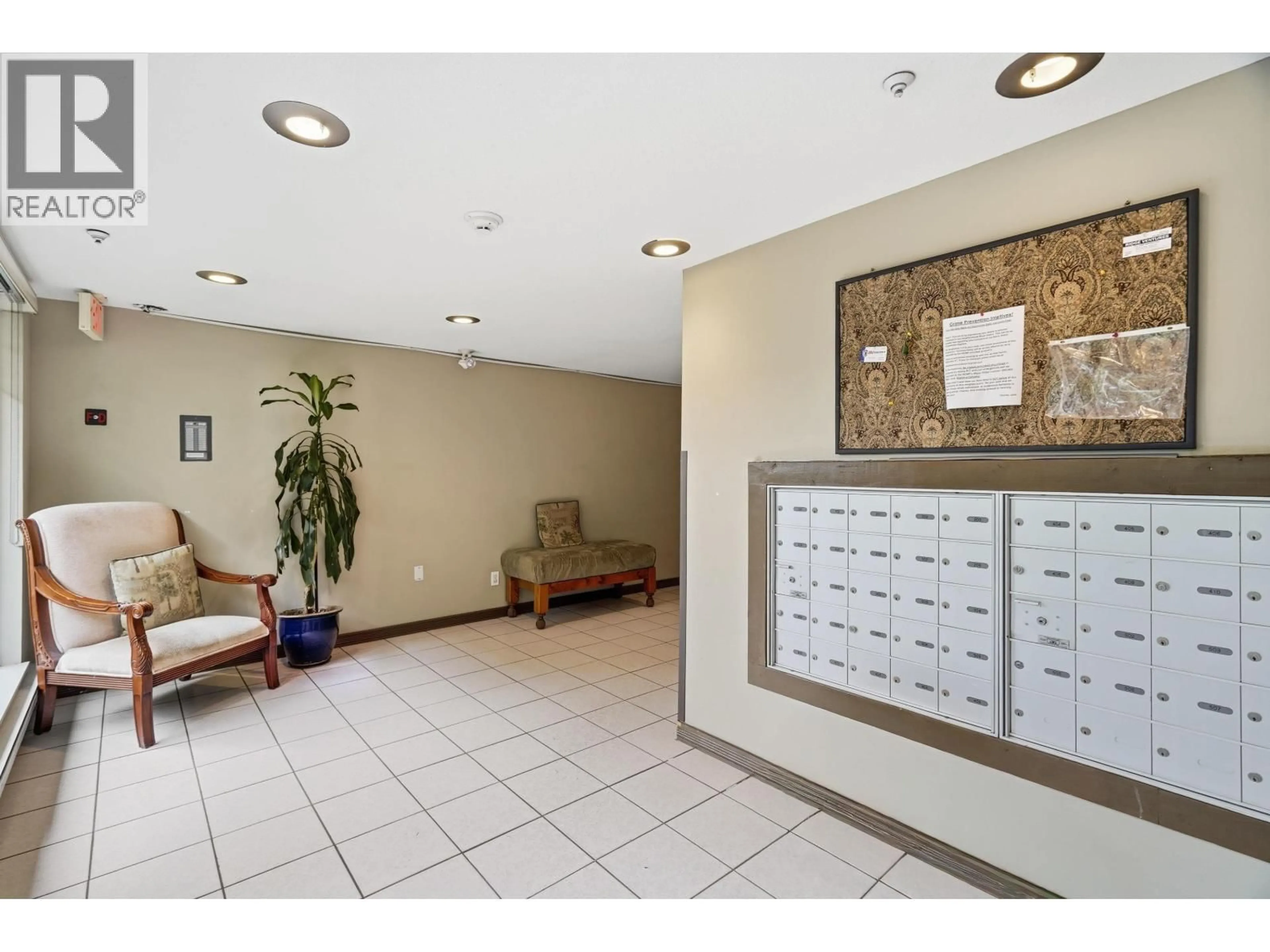 Lobby for 410 - 11671 FRASER STREET, Maple Ridge British Columbia V2X6C4