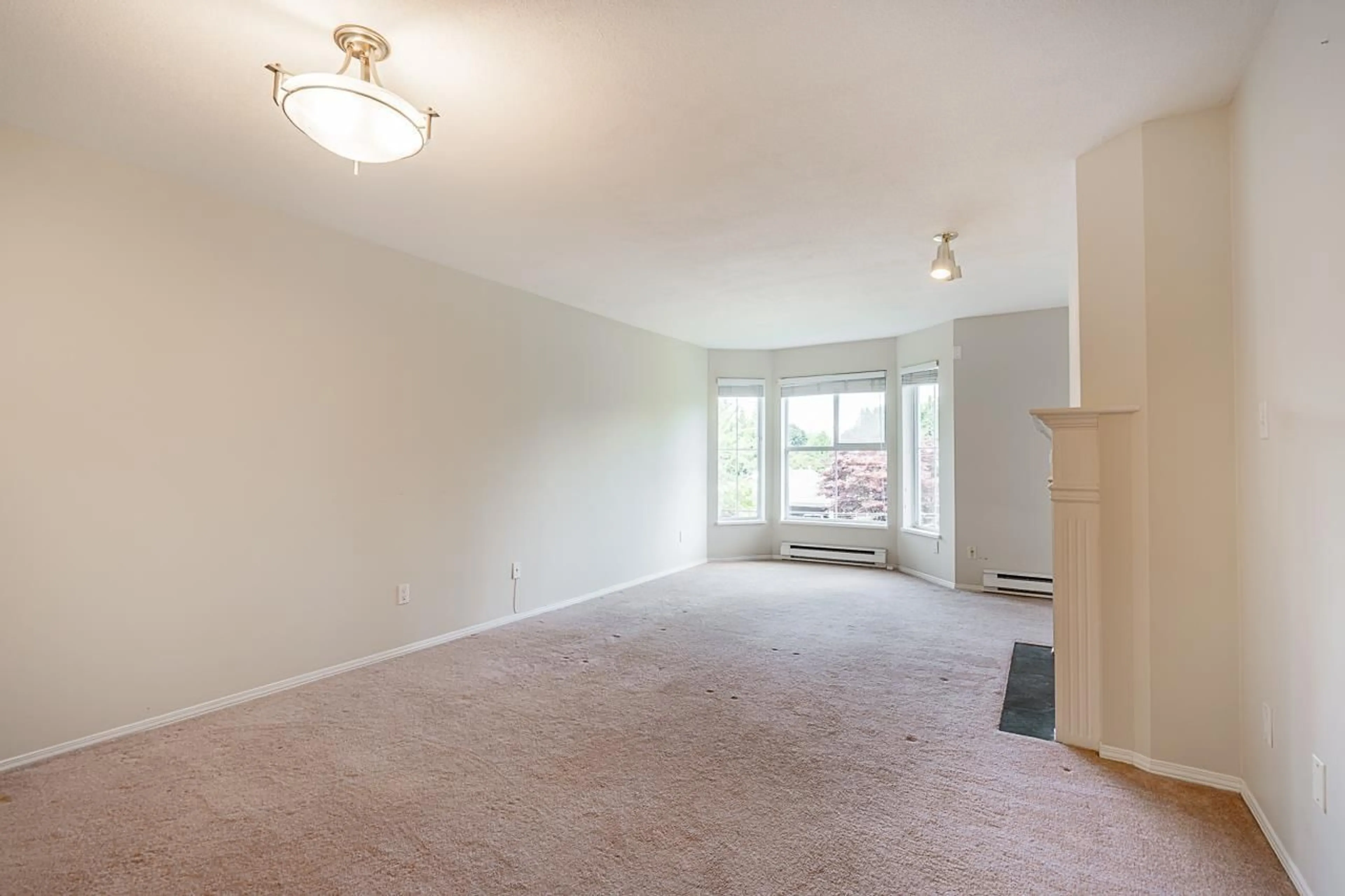 Unknown for 314 - 15110 108 AVENUE, Surrey British Columbia V3R0T6