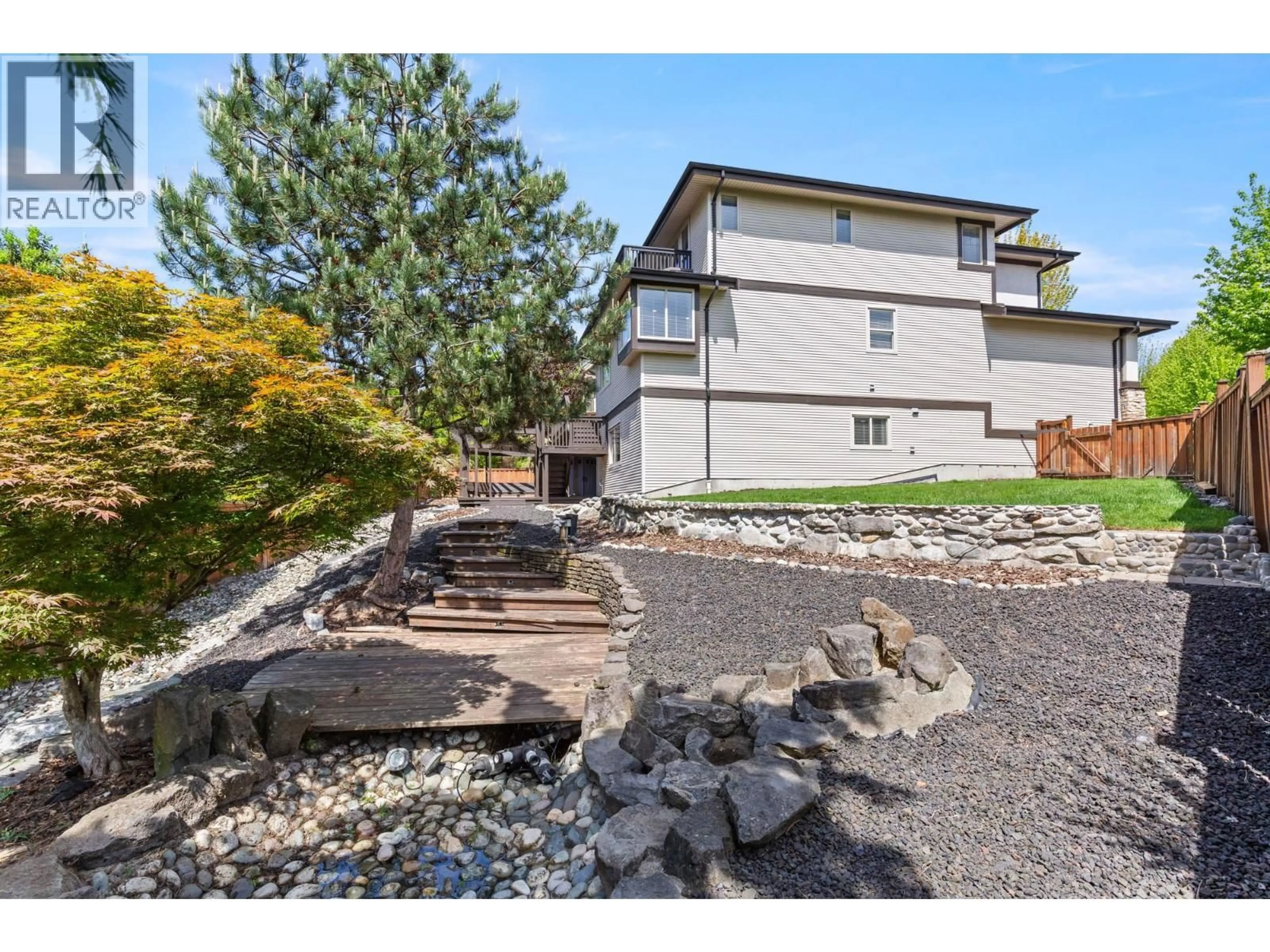 Unknown for 75 MAPLE DRIVE, Port Moody British Columbia V3H0A7