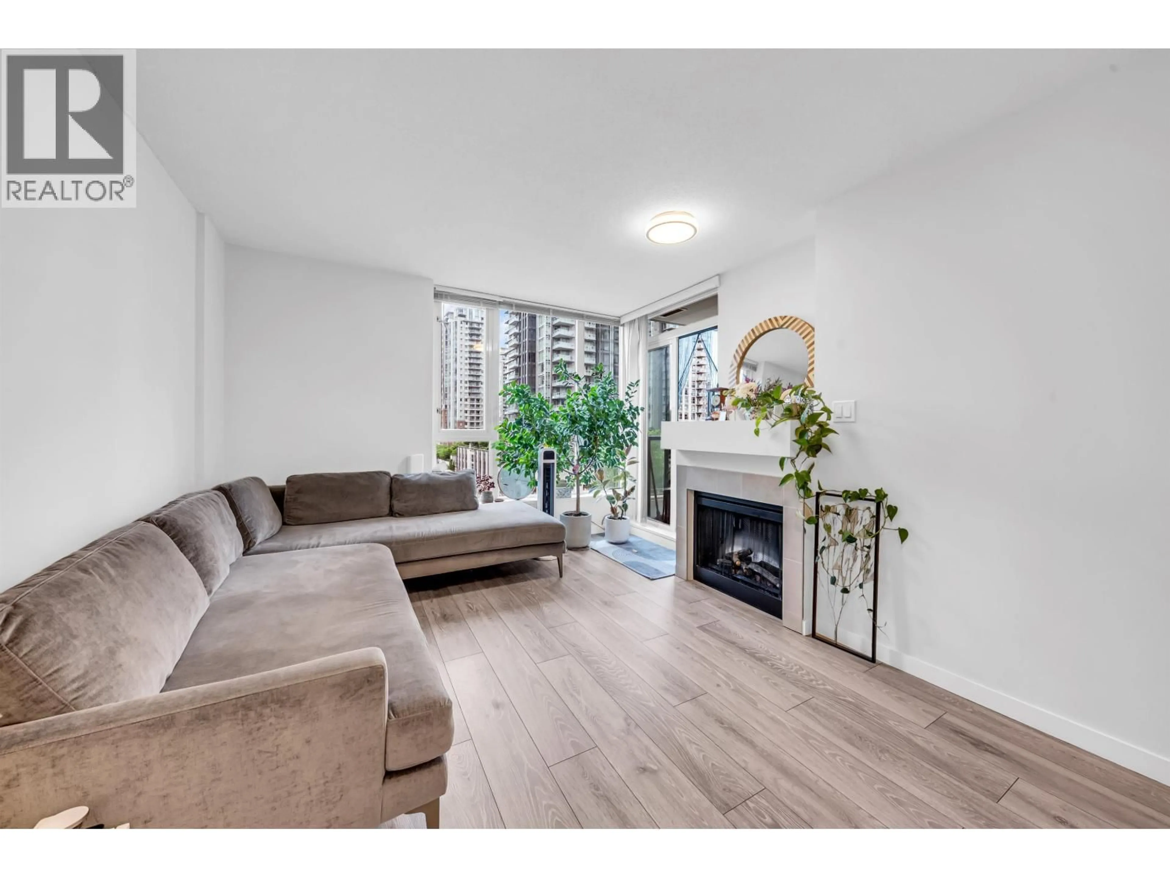Living room with furniture, wood/laminate floor for 610 - 1178 HEFFLEY CRESCENT, Coquitlam British Columbia V3B0A7