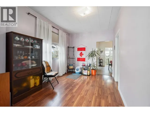 1649 GRANT STREET, Vancouver 3