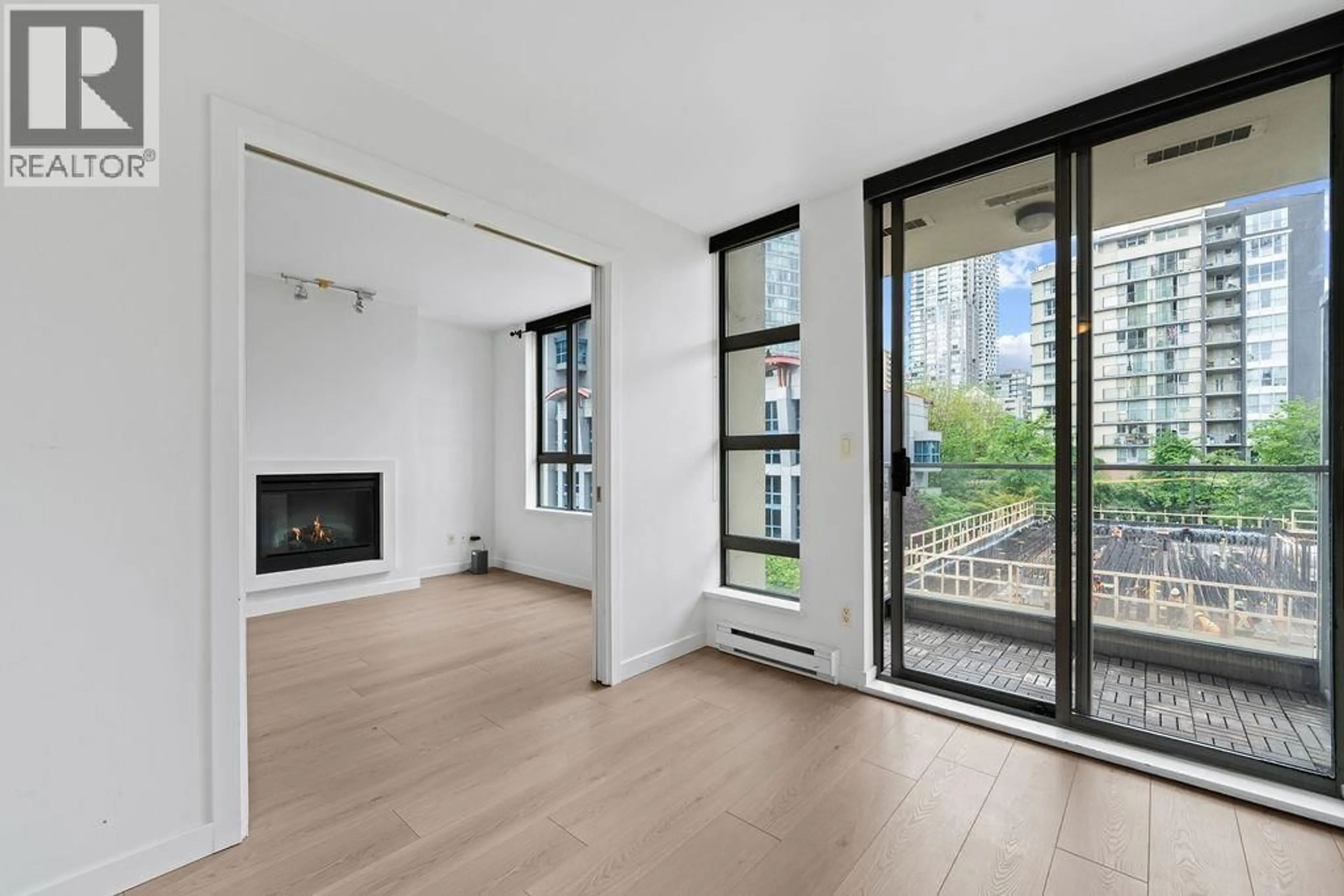 A pic of a room for 509 - 1225 RICHARDS STREET, Vancouver British Columbia V6B1E6