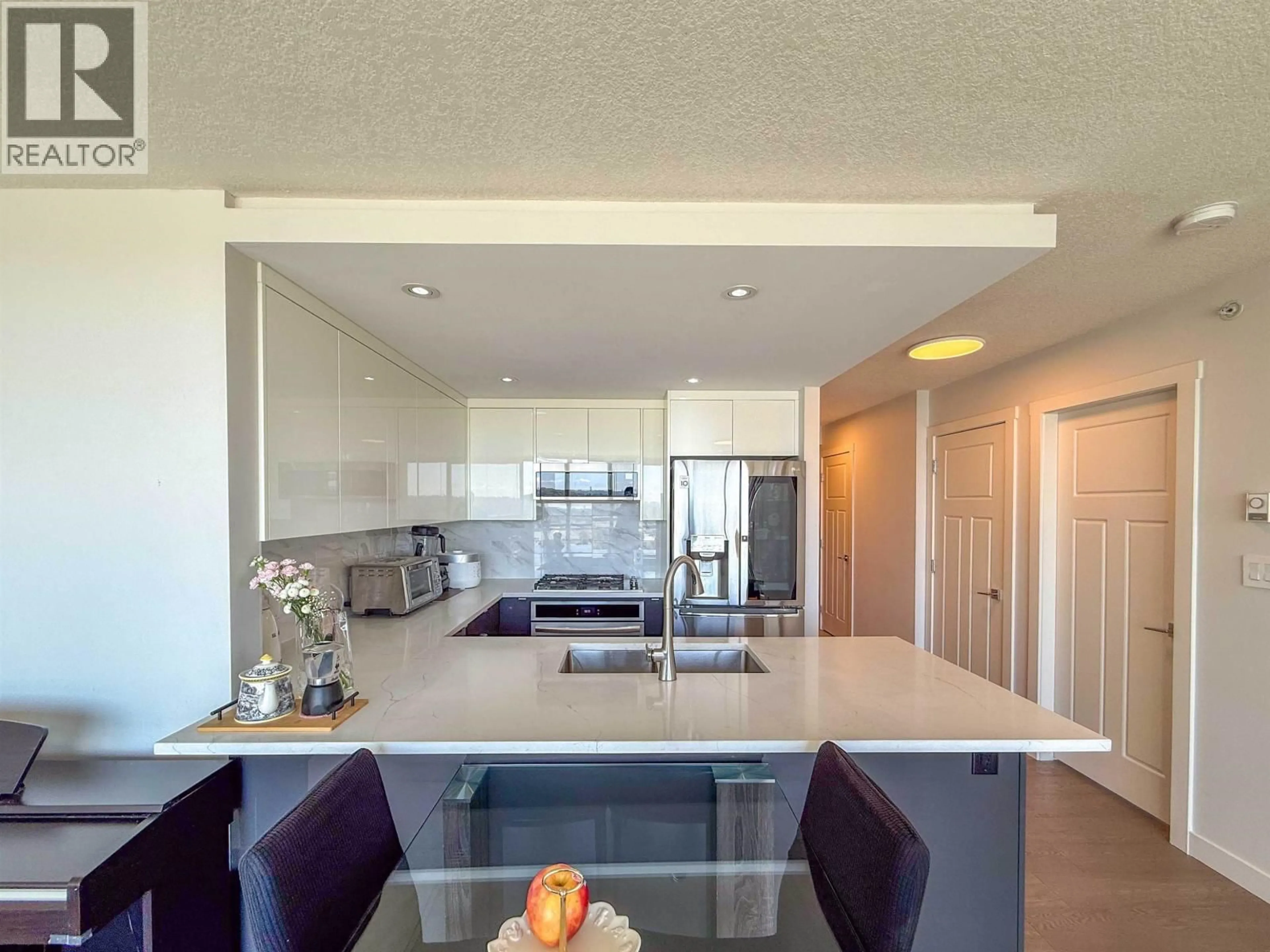 Contemporary kitchen, unknown for 1106 - 2978 GLEN DRIVE, Coquitlam British Columbia V3B0C3