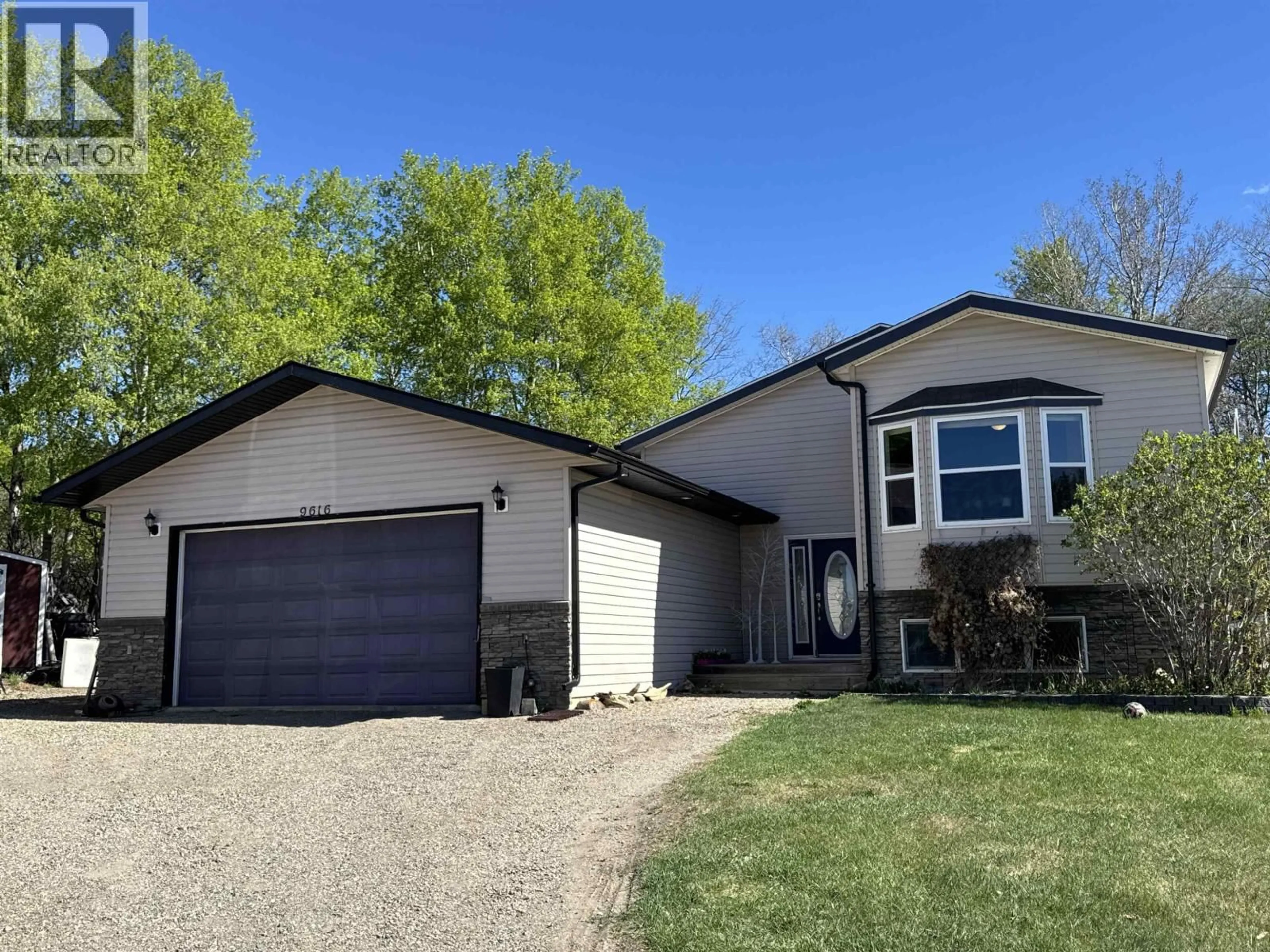 Home with vinyl exterior material, street for 9616 FAIRWAY AVENUE, Taylor British Columbia V0C2K0