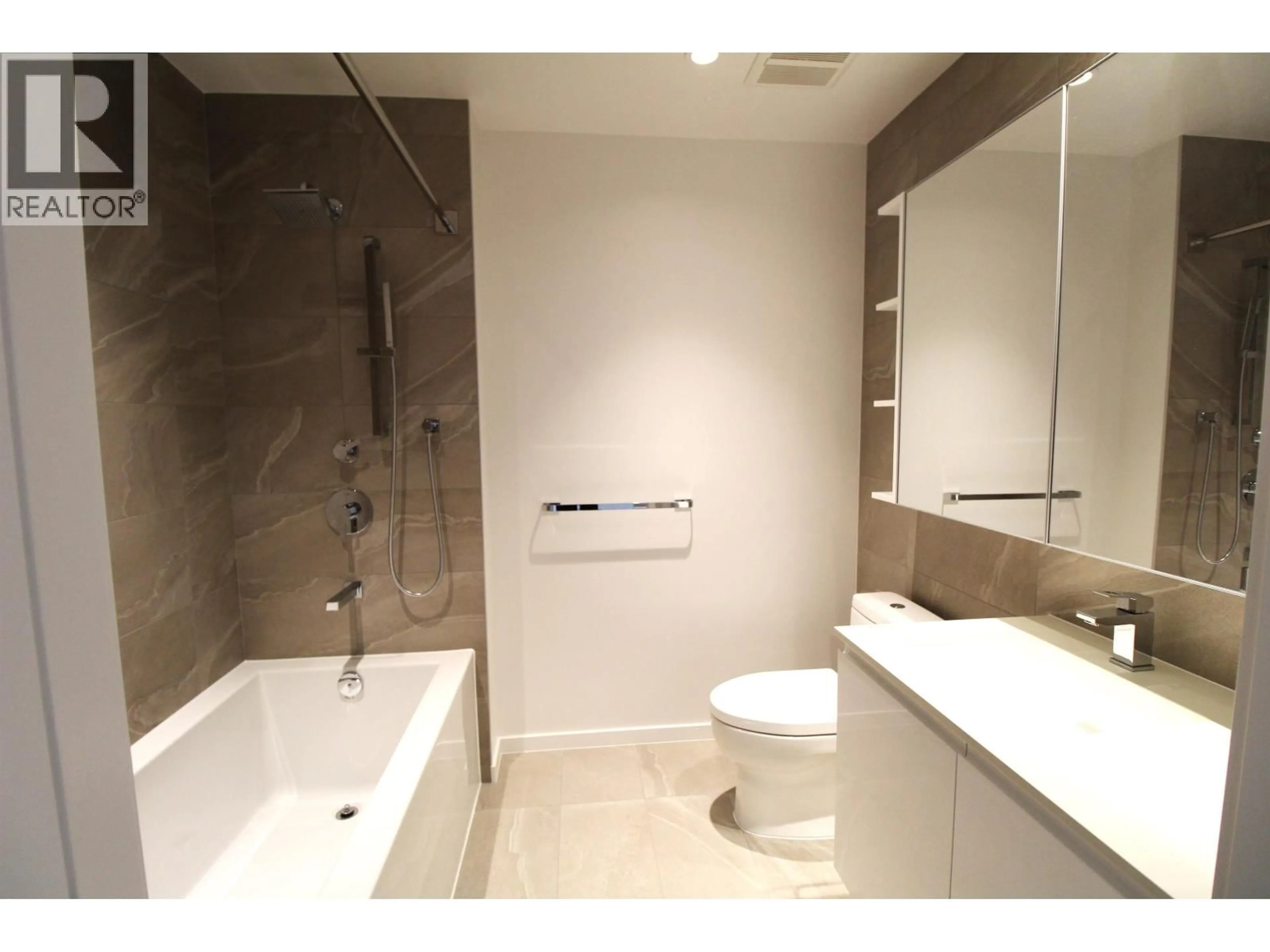 Standard bathroom, ceramic/tile floor for 630 - 6300 MINORU BOULEVARD, Richmond British Columbia V6Y0N1