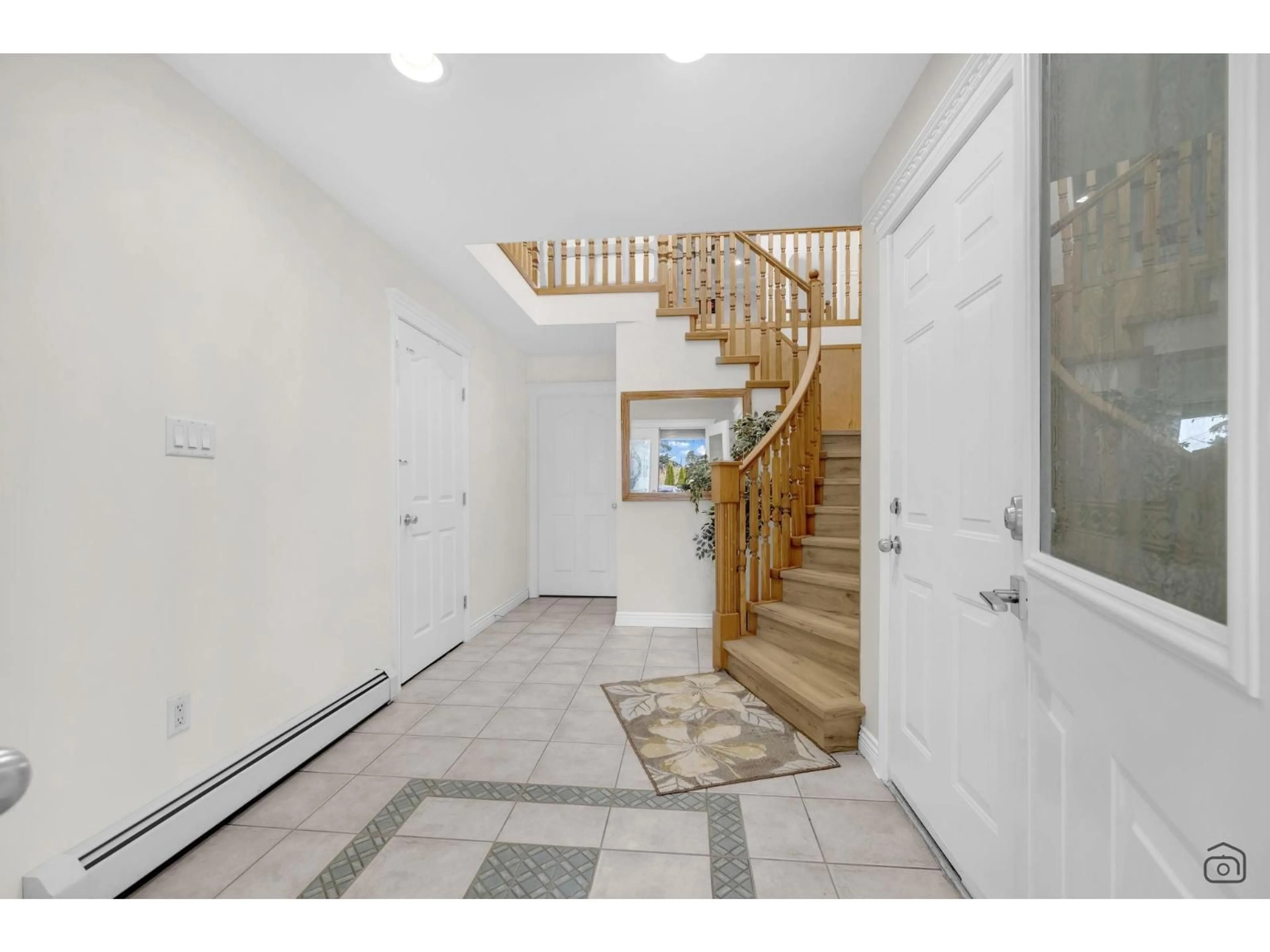Unknown for 7480 LEE STREET, Mission British Columbia V2V3K8