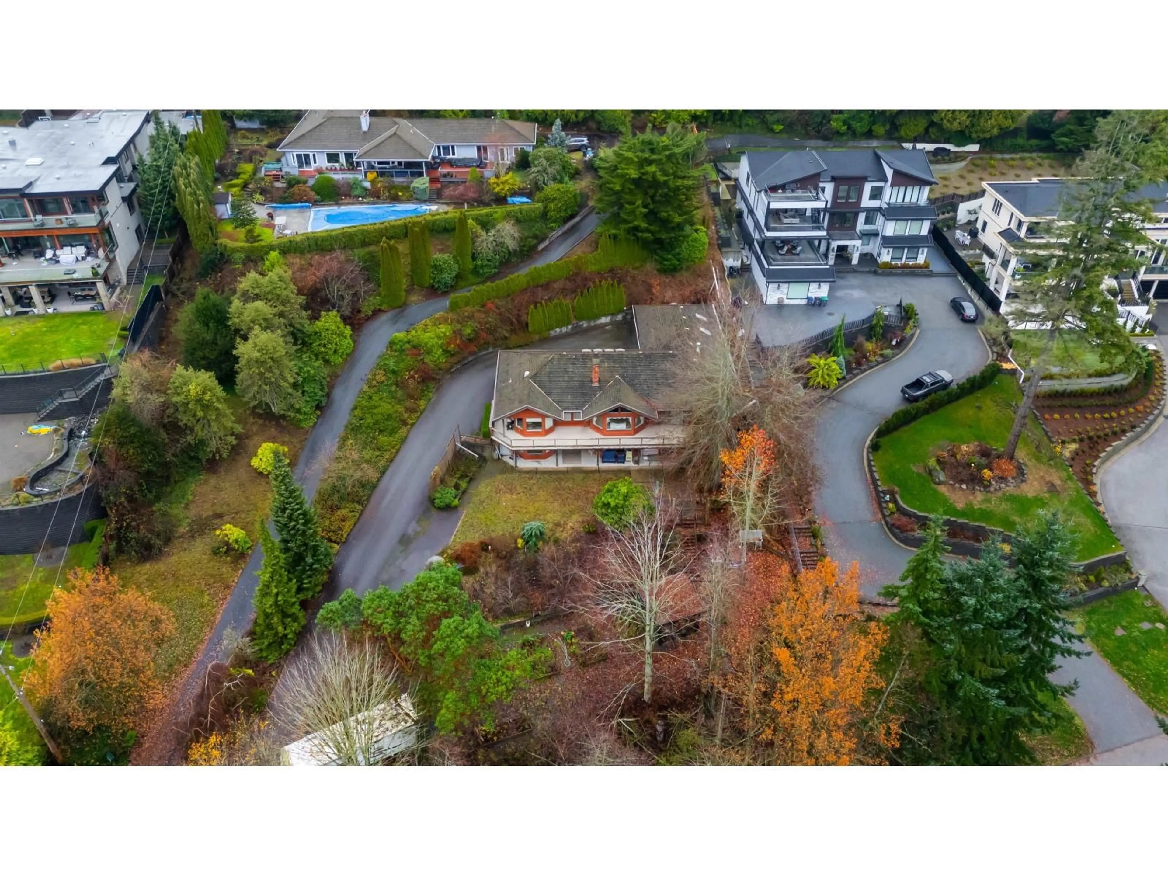 A pic from outside/outdoor area/front of a property/back of a property/a pic from drone, unknown for 13193 COULTHARD ROAD, Surrey British Columbia V3X3E5