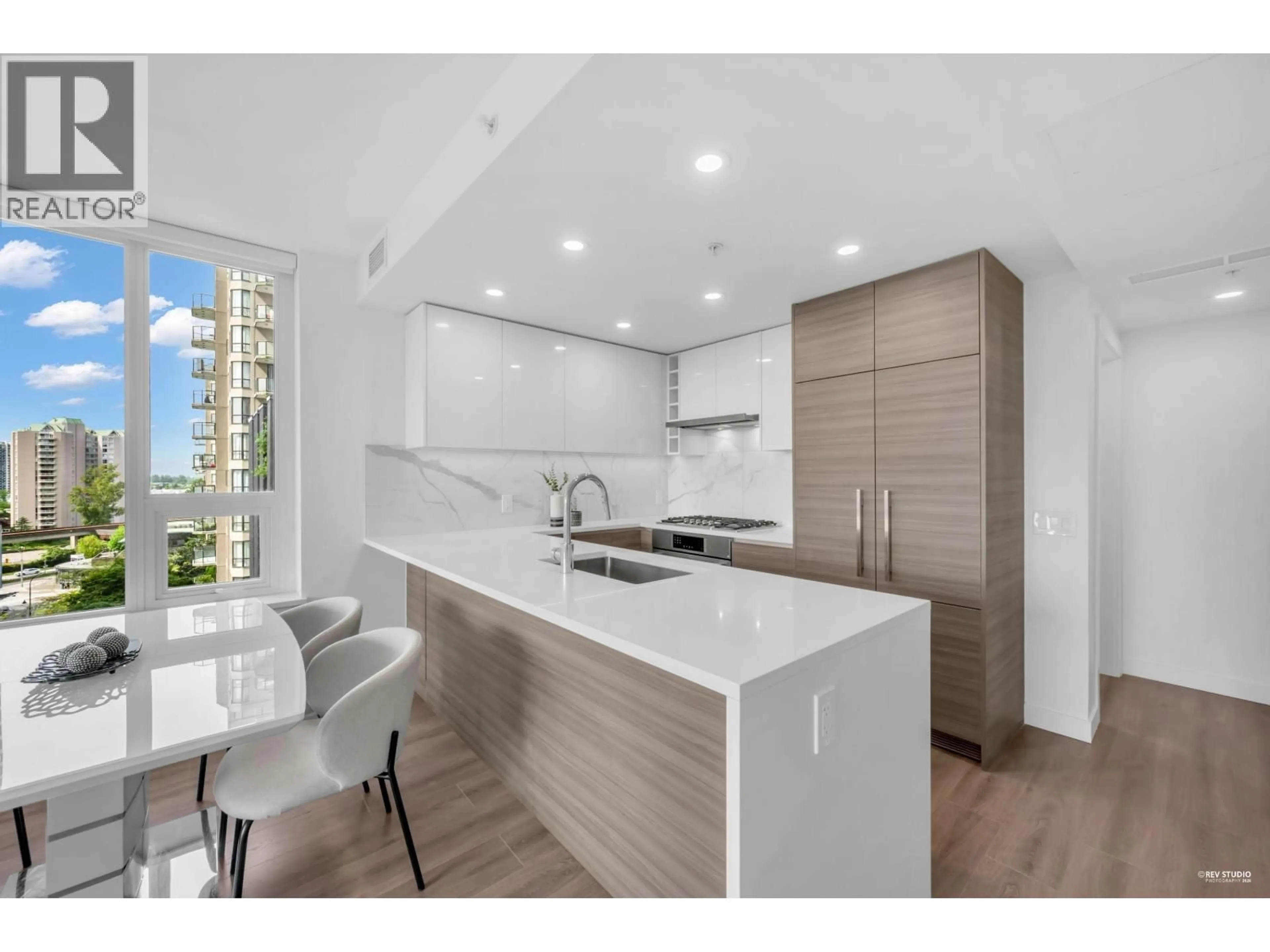 Open concept kitchen, unknown for 909 - 823 CARNARVON STREET, New Westminster British Columbia V3M0N5