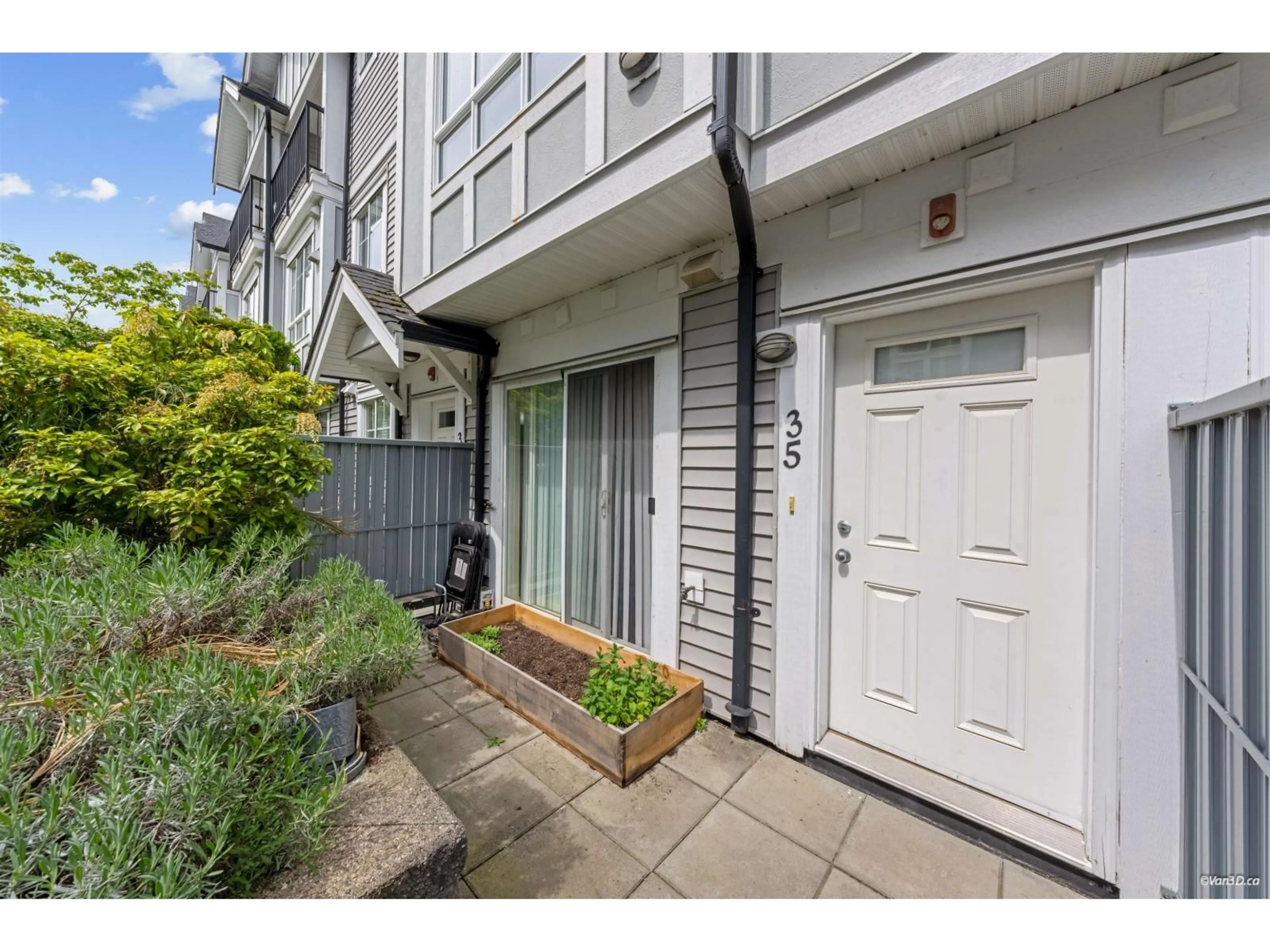 Unknown for 35 - 13239 OLD YALE ROAD, Surrey British Columbia V3T3C5