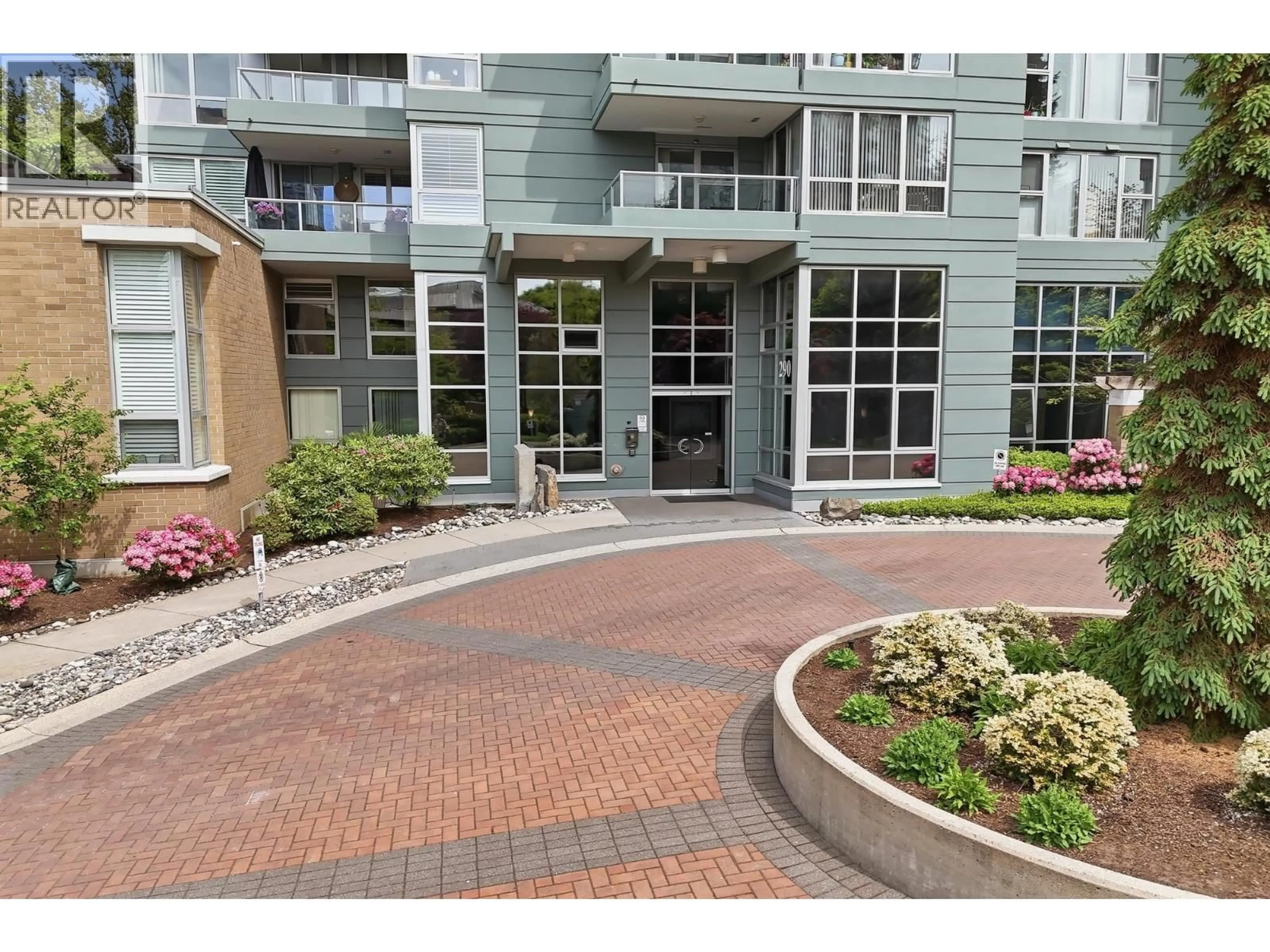 Indoor foyer for 1201 - 290 NEWPORT DRIVE, Port Moody British Columbia V3H5N2
