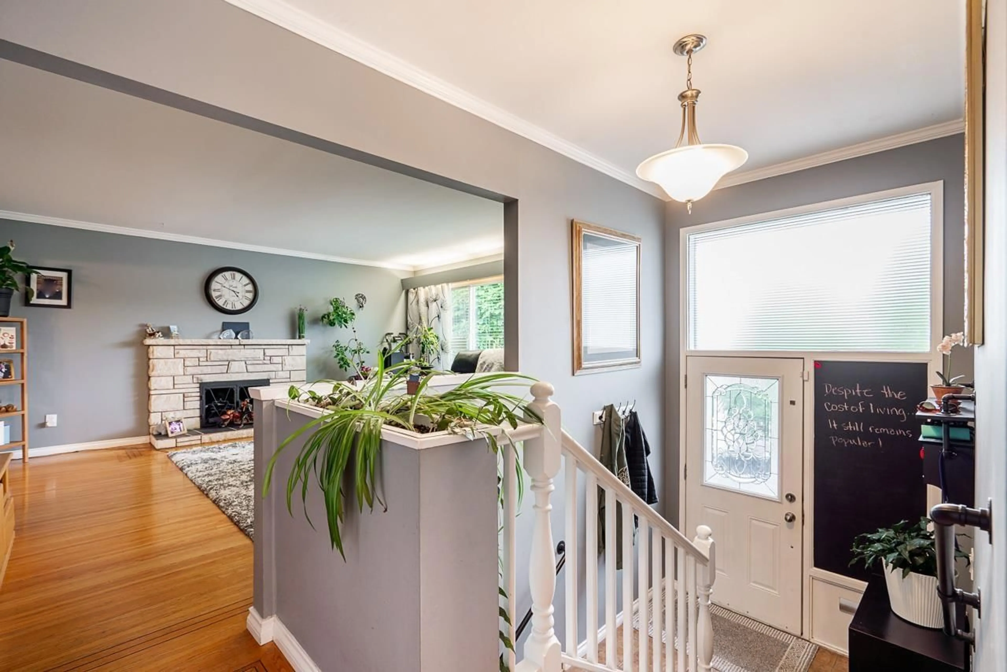 Unknown for 12528 PINEWOOD CRESCENT, Surrey British Columbia V3V2L5