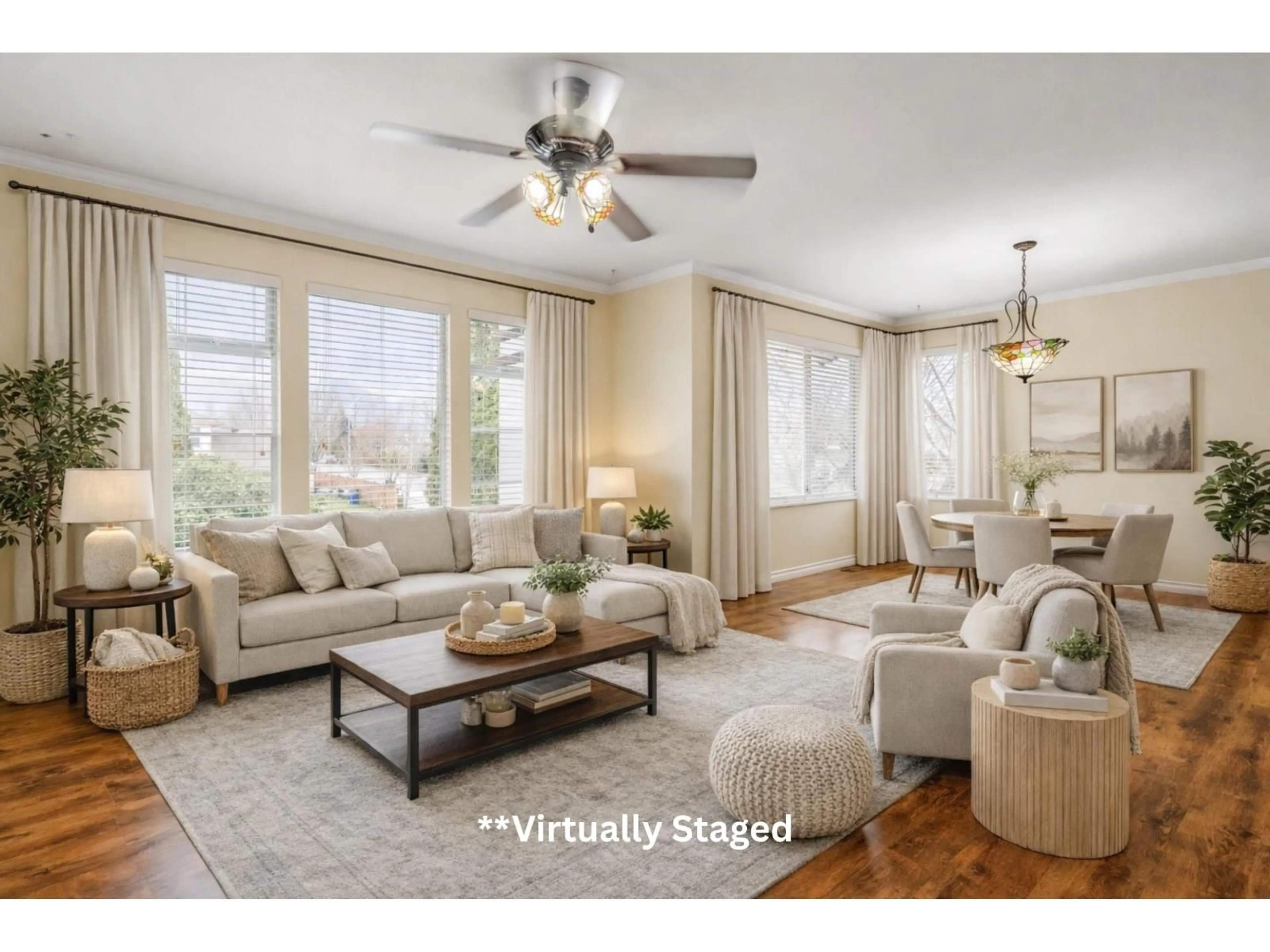 Living room with furniture, unknown for 7575 DIAMOND CRESCENT, Chilliwack British Columbia V2R3A8
