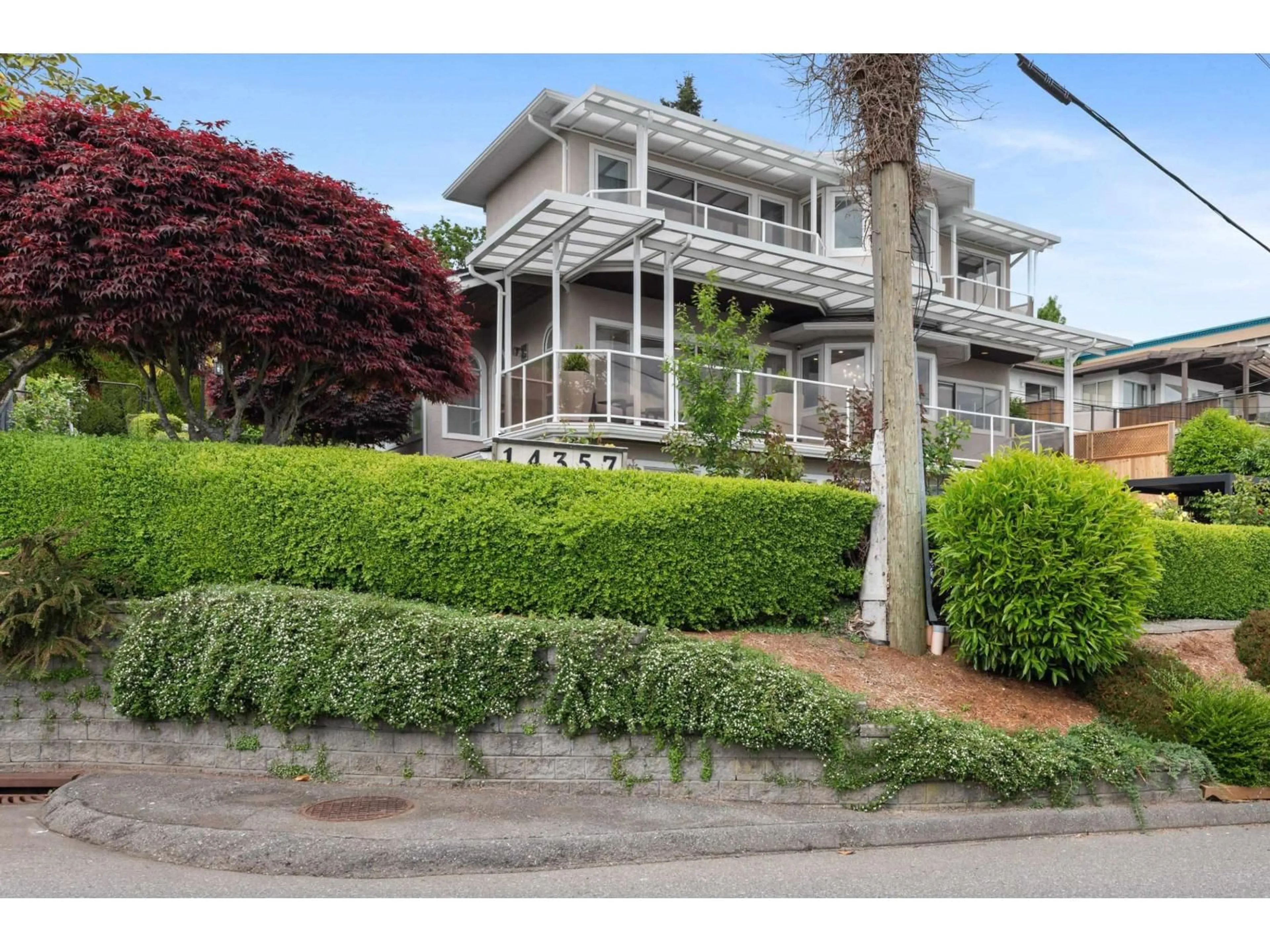 Home with vinyl exterior material, street for 14357 SUNSET DRIVE, White Rock British Columbia V4B2V4