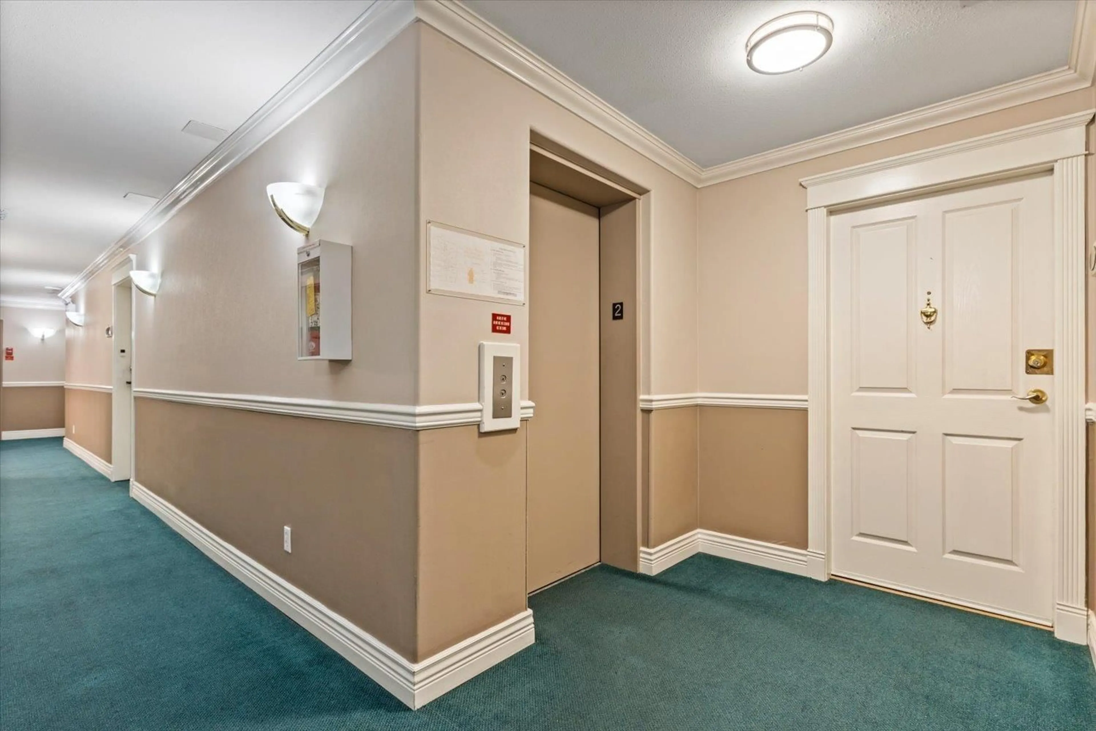 Indoor foyer for 1201 - 8485 YOUNG ROAD, Chilliwack British Columbia V2P7Y7