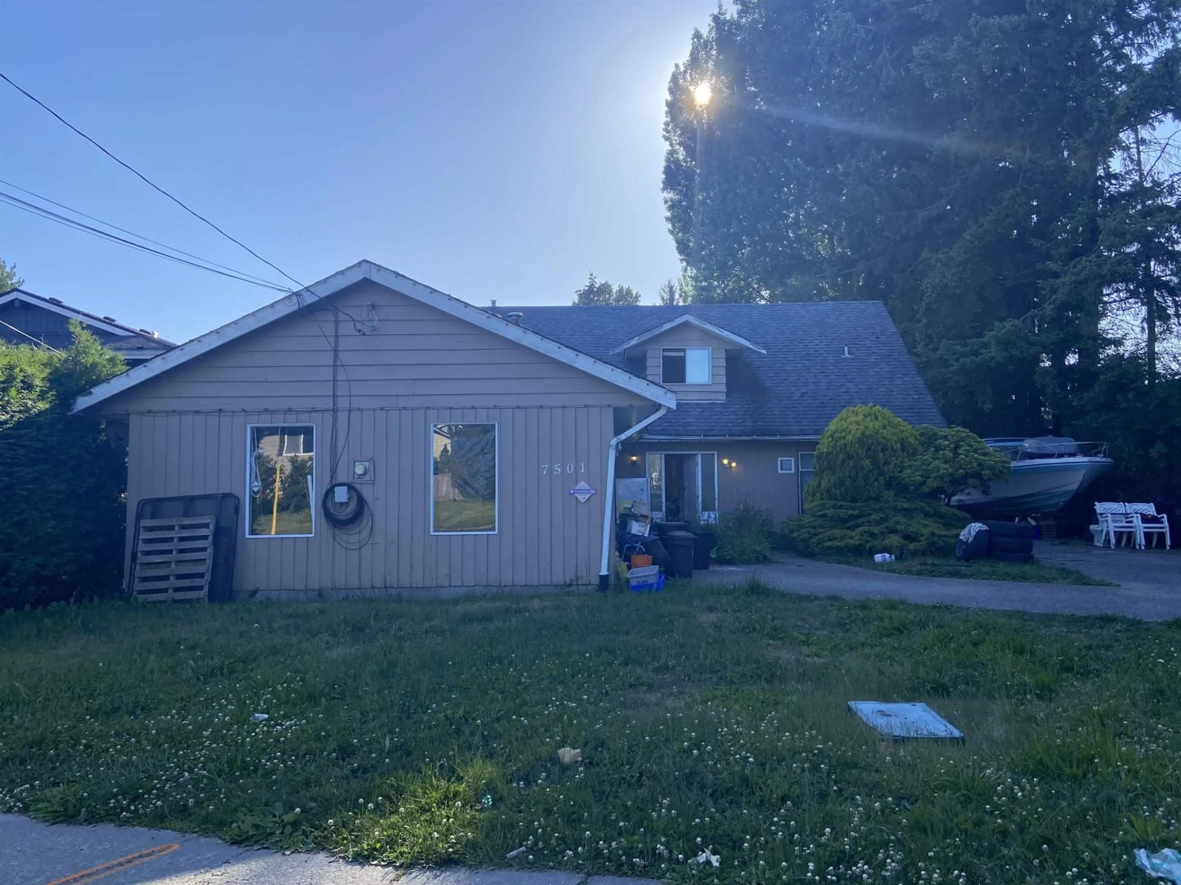 A pic from outside/outdoor area/front of a property/back of a property/a pic from drone, street for 7501 113 STREET, Delta British Columbia V4C5B2