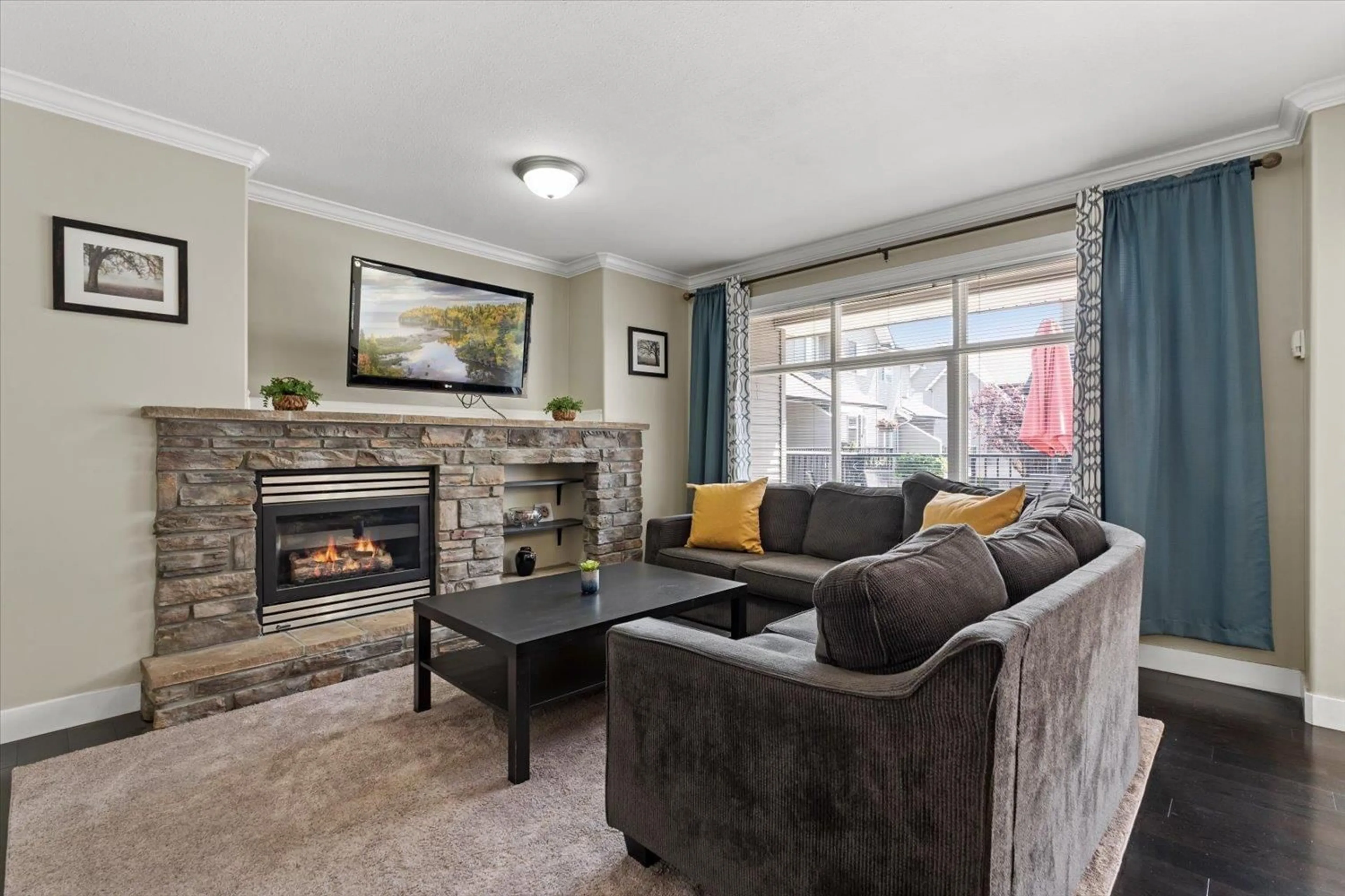 Living room with furniture, unknown for 77 - 8881 WALTERS STREET, Chilliwack British Columbia V2P8E9