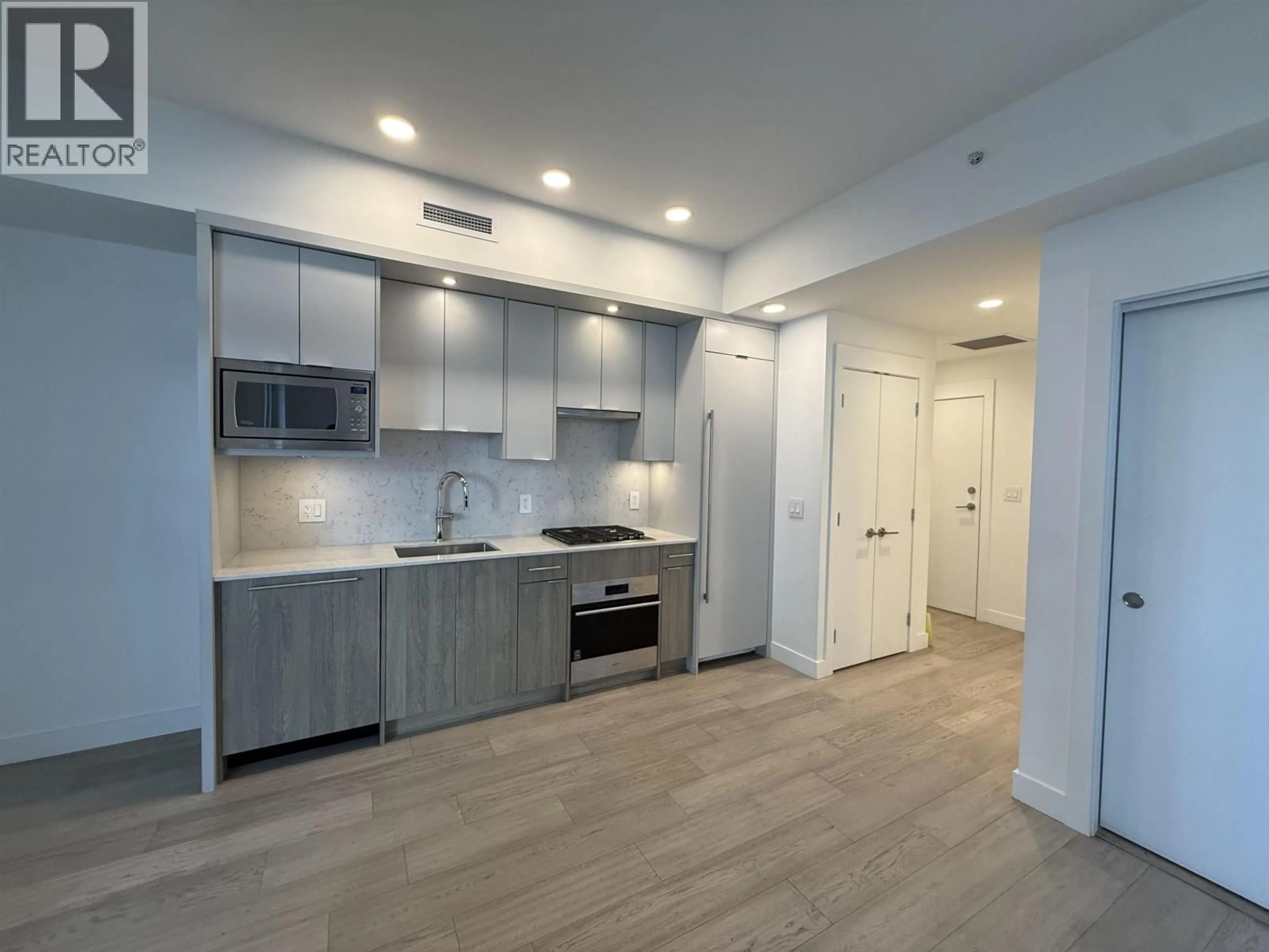 Open concept kitchen, unknown for 104 - 7638 CAMBIE STREET, Vancouver British Columbia V6P3H7