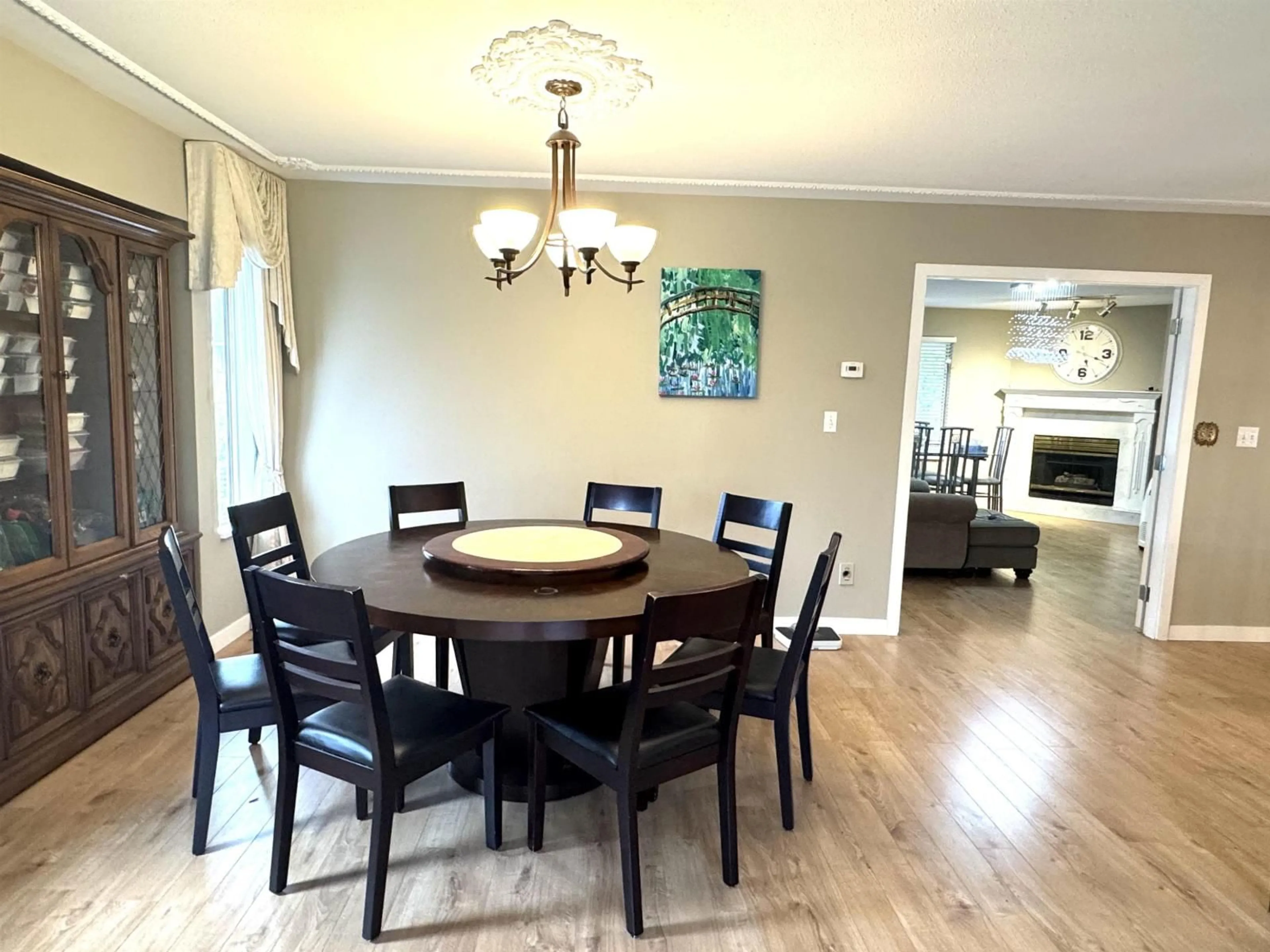 Dining room, wood/laminate floor for 16328 96 AVENUE, Surrey British Columbia V4N2C1