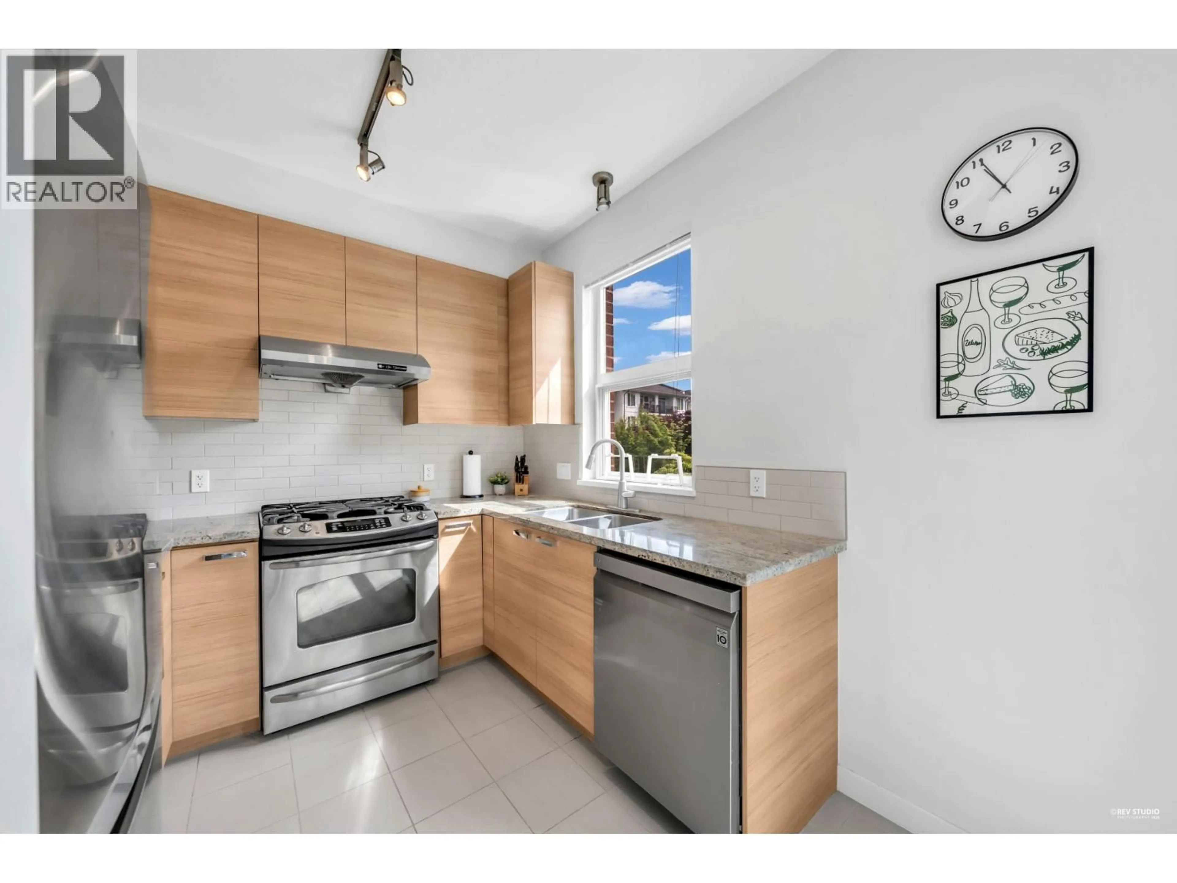 Standard kitchen, unknown for 218 - 9388 MCKIM WAY, Richmond British Columbia V6X0J7